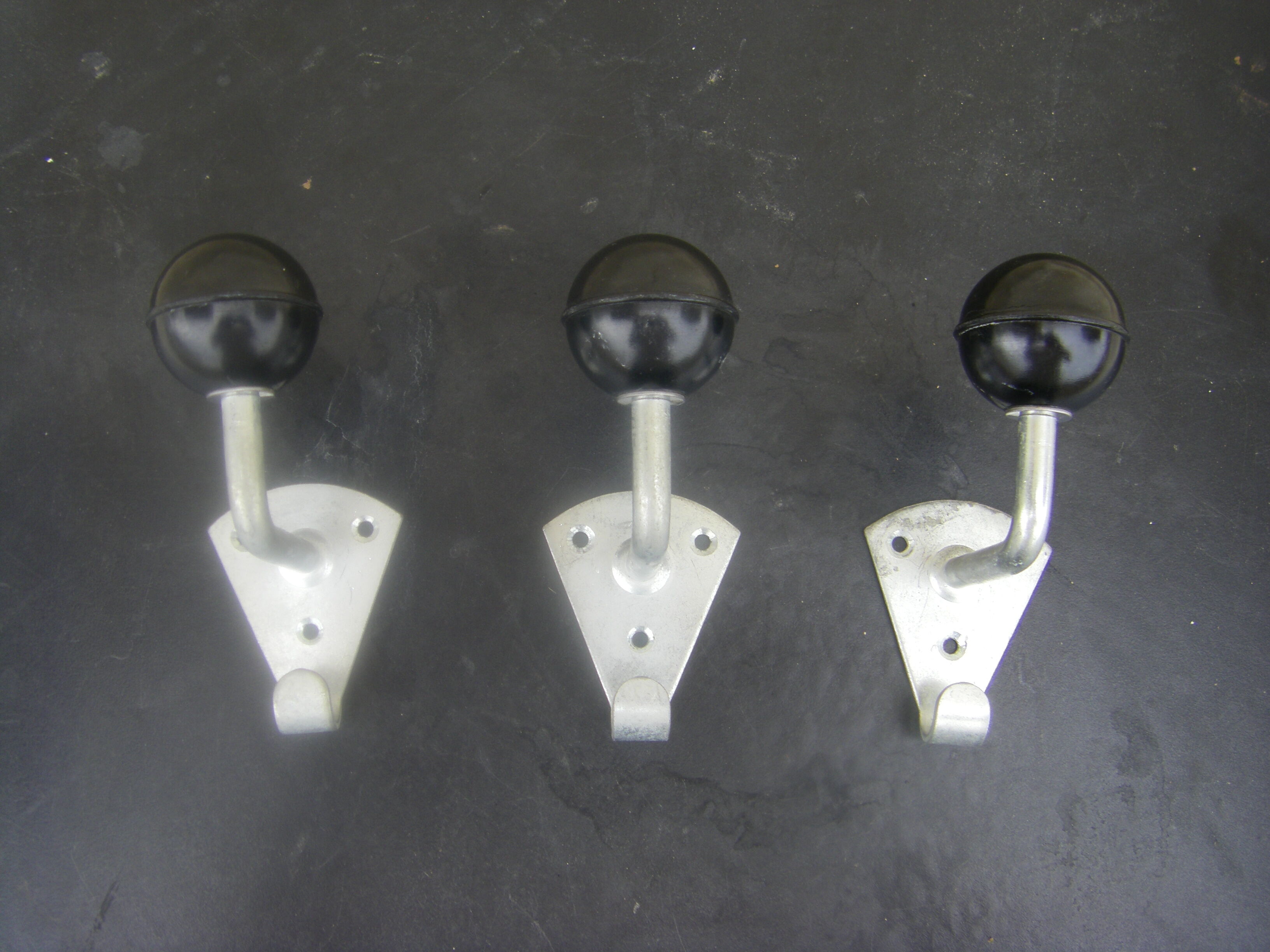 3 school hooks from the 60s in metal and bakelite