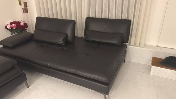 2 salon en cuir noir roche bobois scenario un trois place et une meridienne