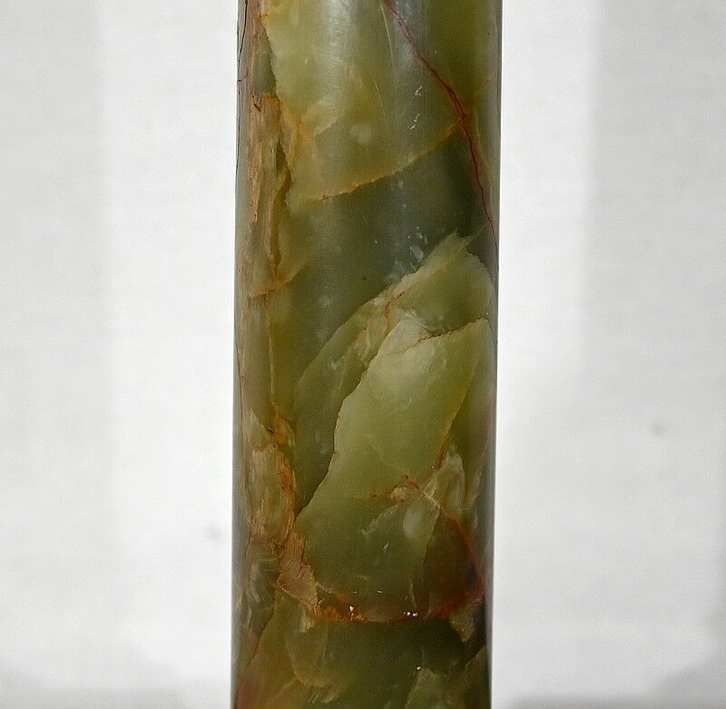 Green onyx column lamp, Empire taste – Early twentieth century