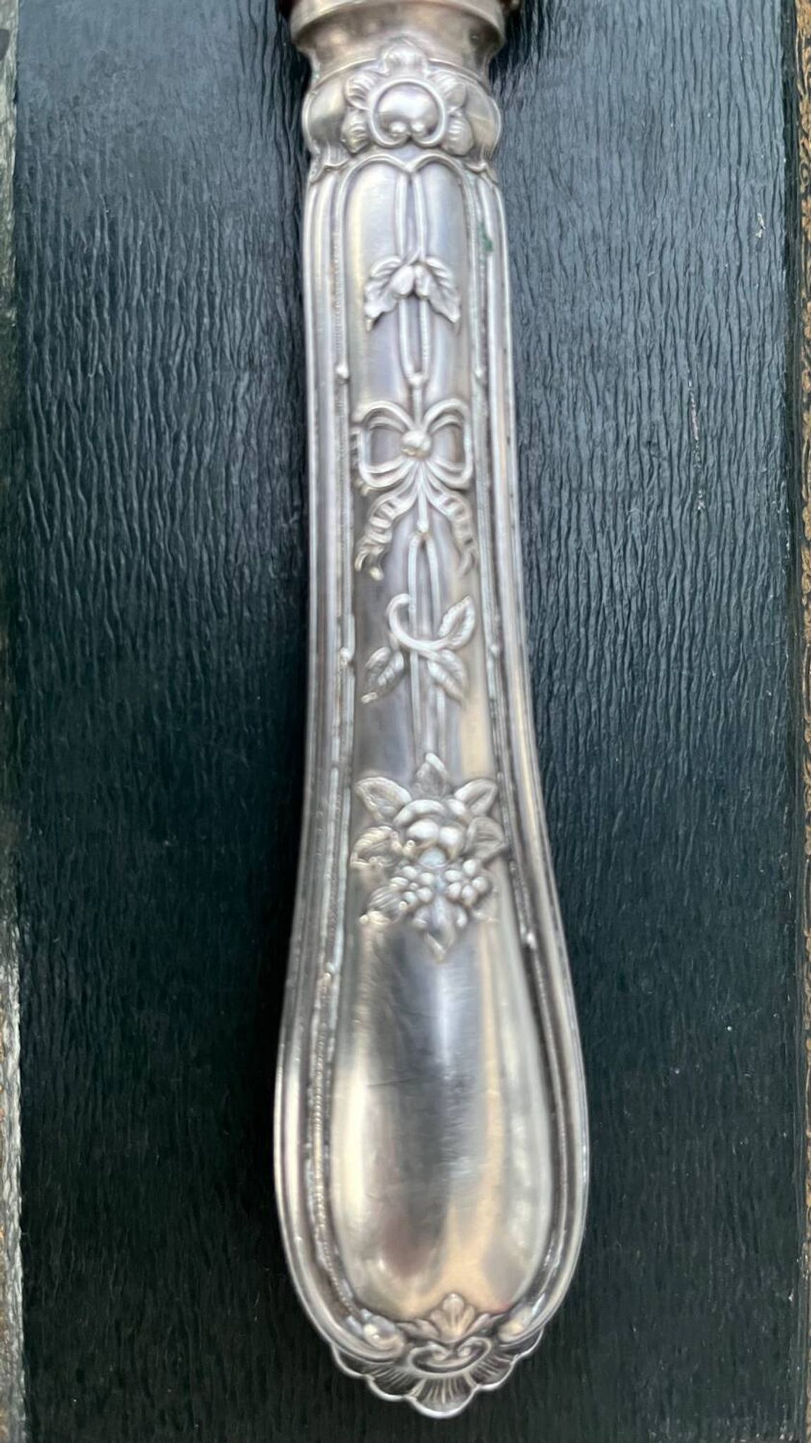 Vintage cutting service cutlery box