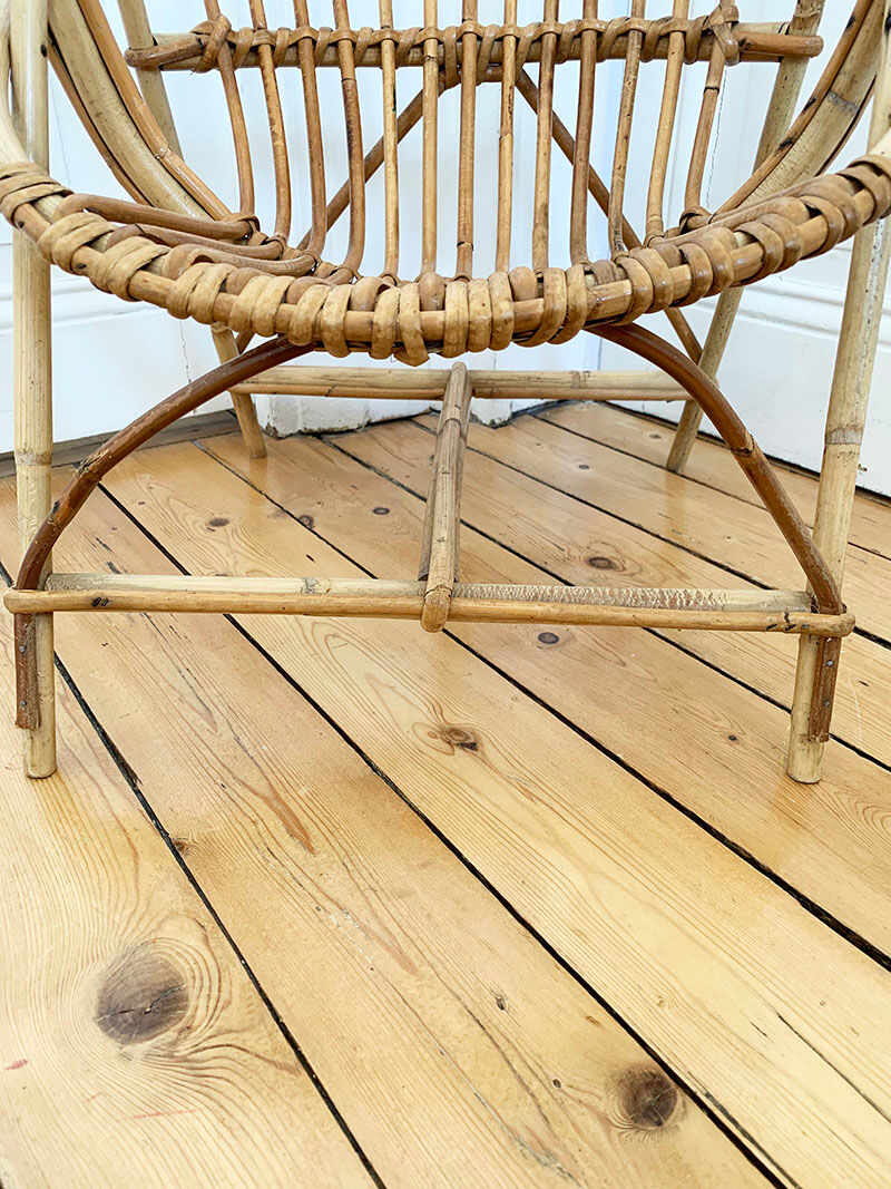 Child chair in rattan