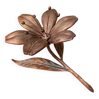 Cendrier en laiton en forme de fleur