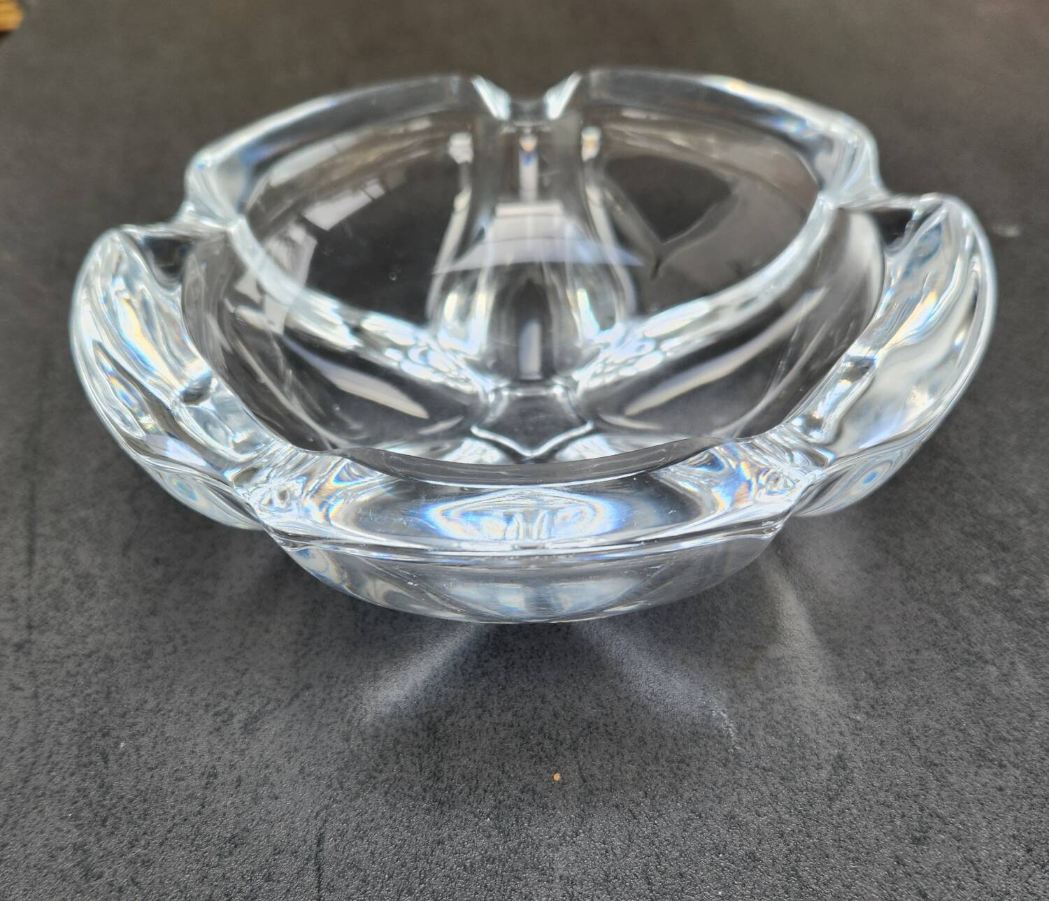 Large crystal ashtray or pocket emptier