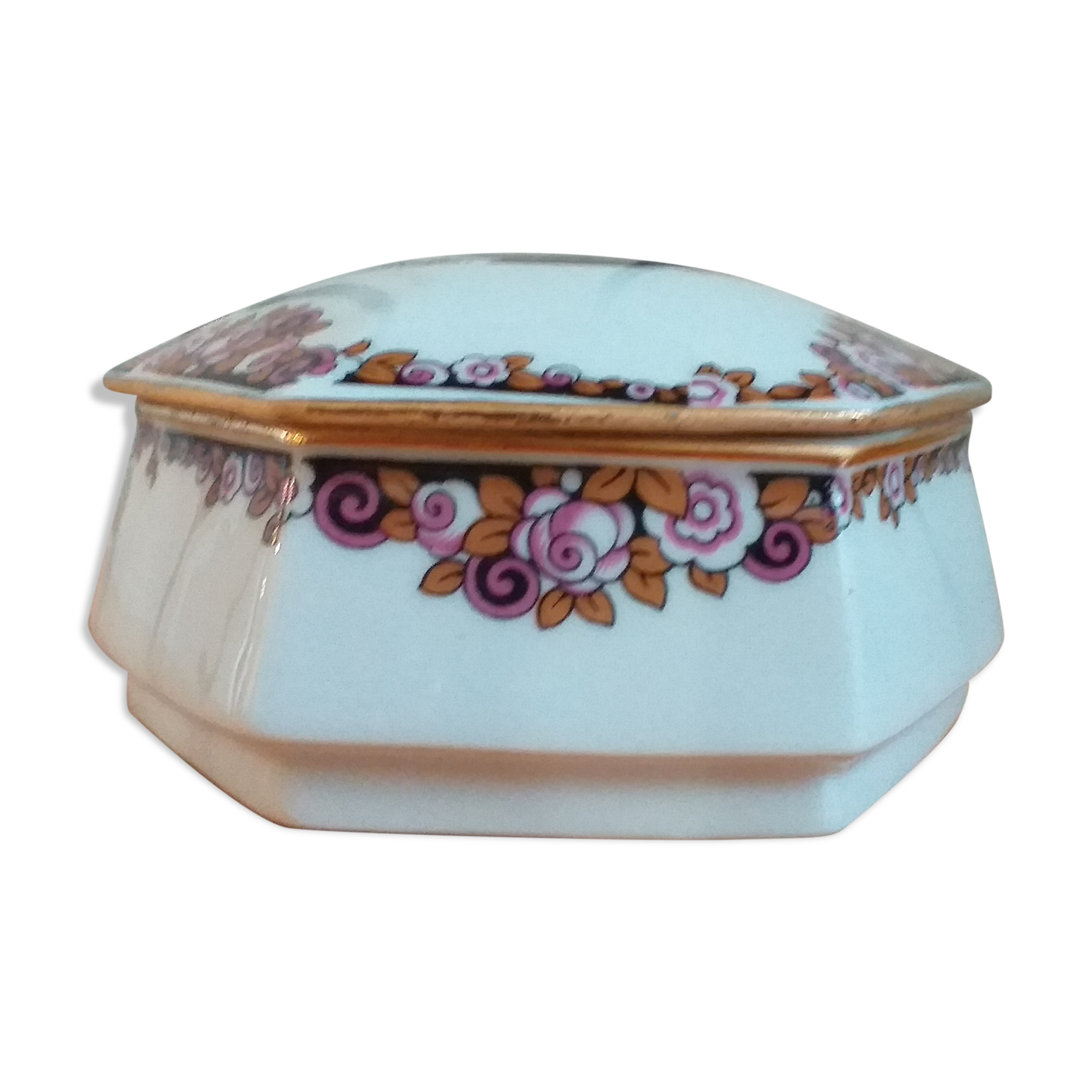 Boîte à bijoux ou bonbonnière en porcelaine fine Limoges