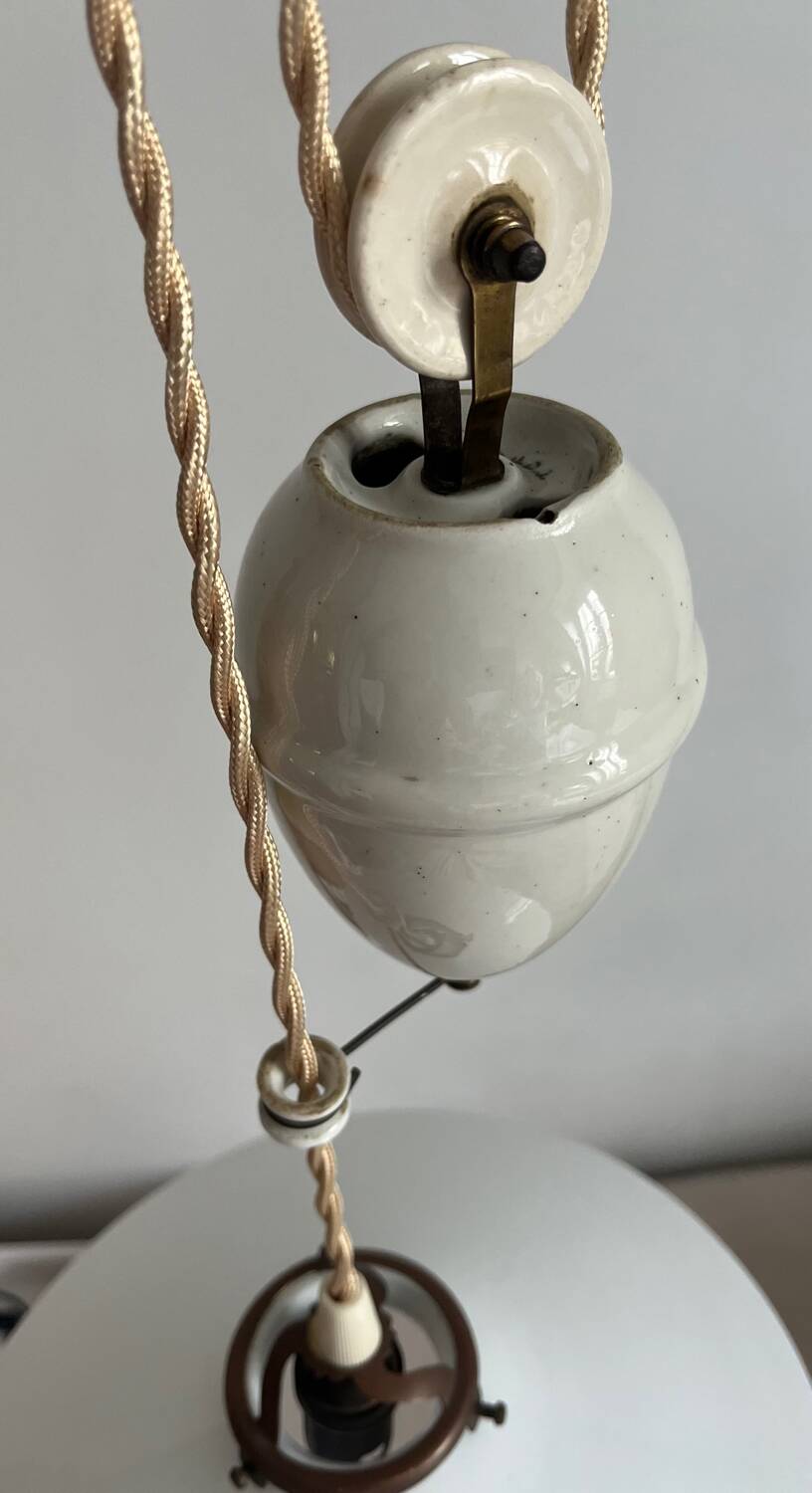 Antique opaline suspension, raised and lowered