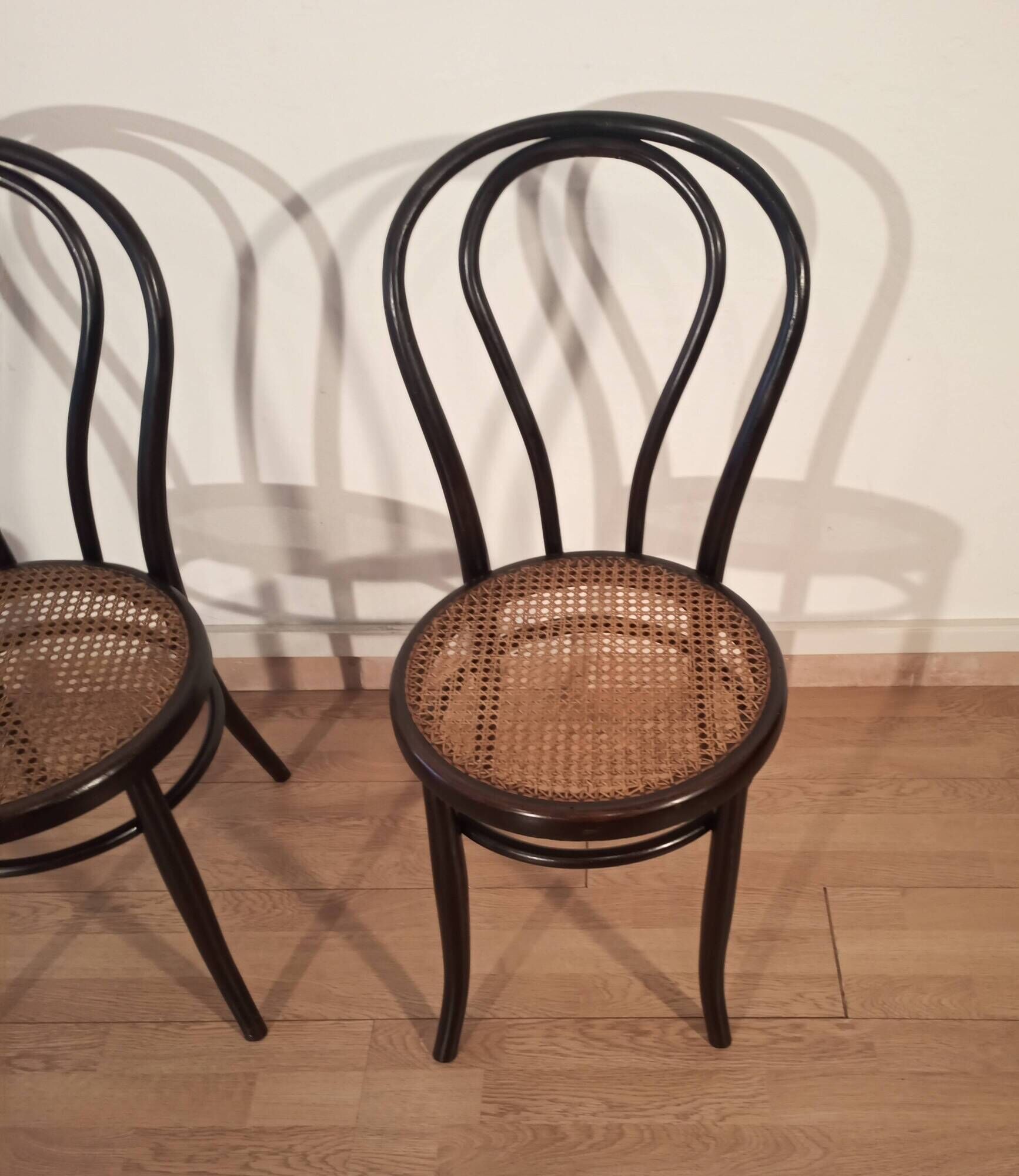 Chaises de salle à manger en hêtre courbé dans le style de Thonet, Italie, lot de 4