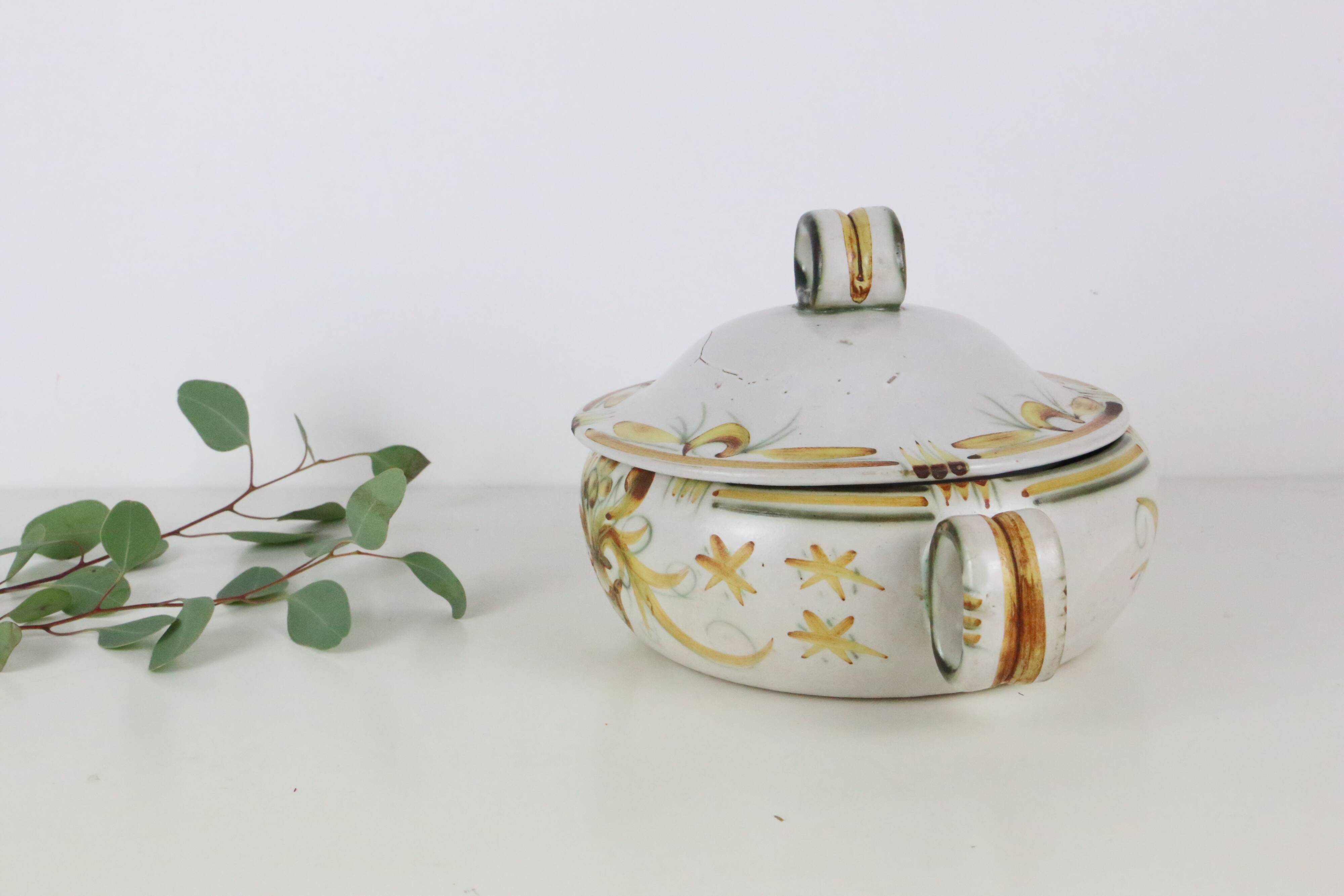 Keraluc Quimper soup tureen