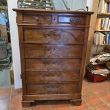 Louis Philippe style chest of drawers in walnut