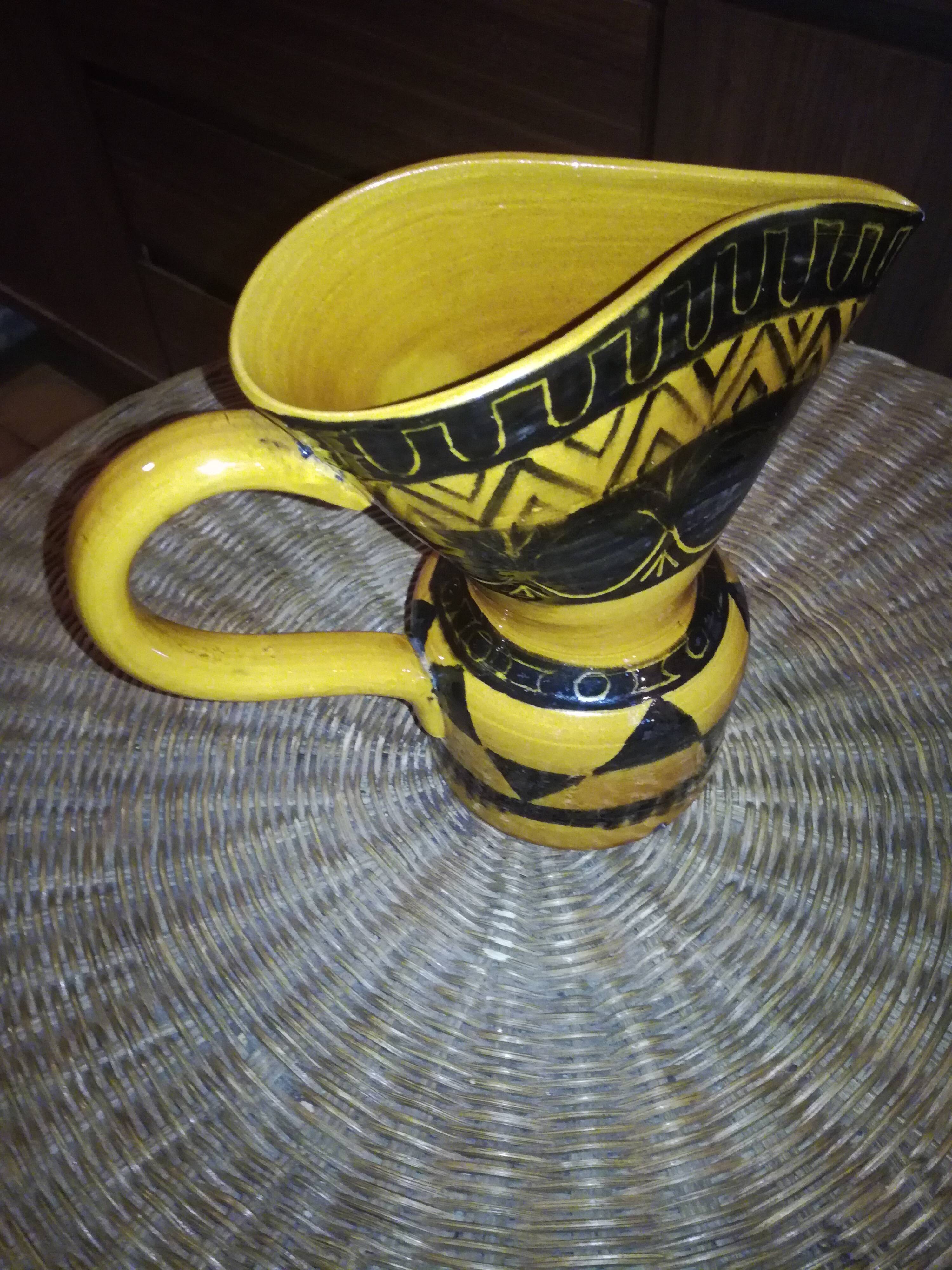 Pitcher Allix Vallauris