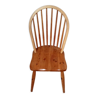 Pine chair