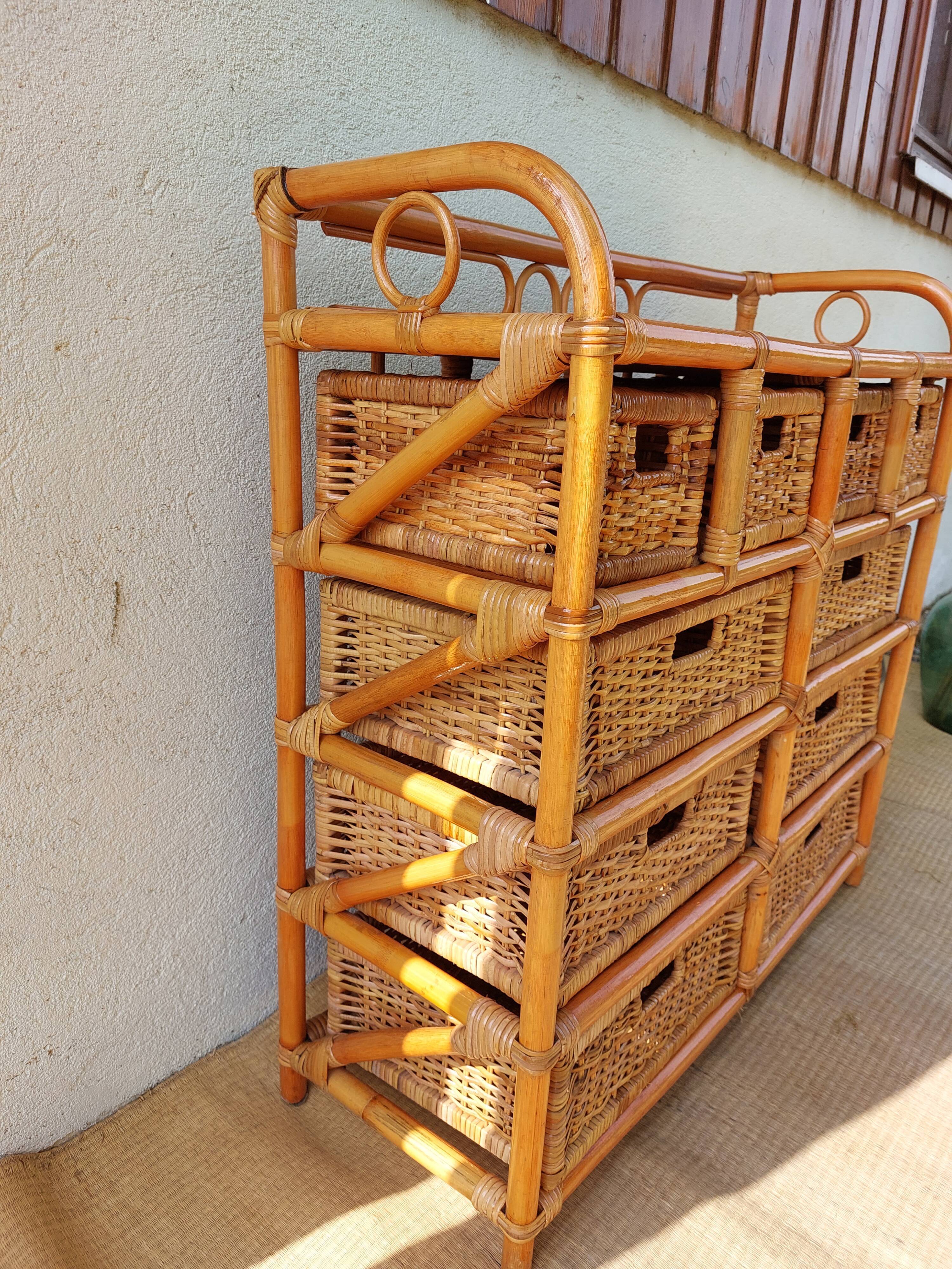 Commode en osier