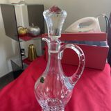 decanter with hand-cut crystal decanter
