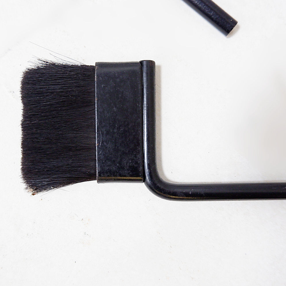 Ensemble d'accessoires de cheminée minimaliste en métal noir 'Mace-Line' par Ann Maes - 1970s