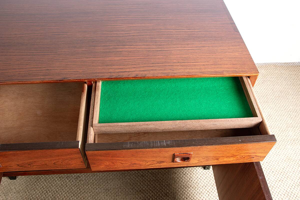 Buffet or small Scandinavian sideboard in rosewood by Erik Brouer 1960.
