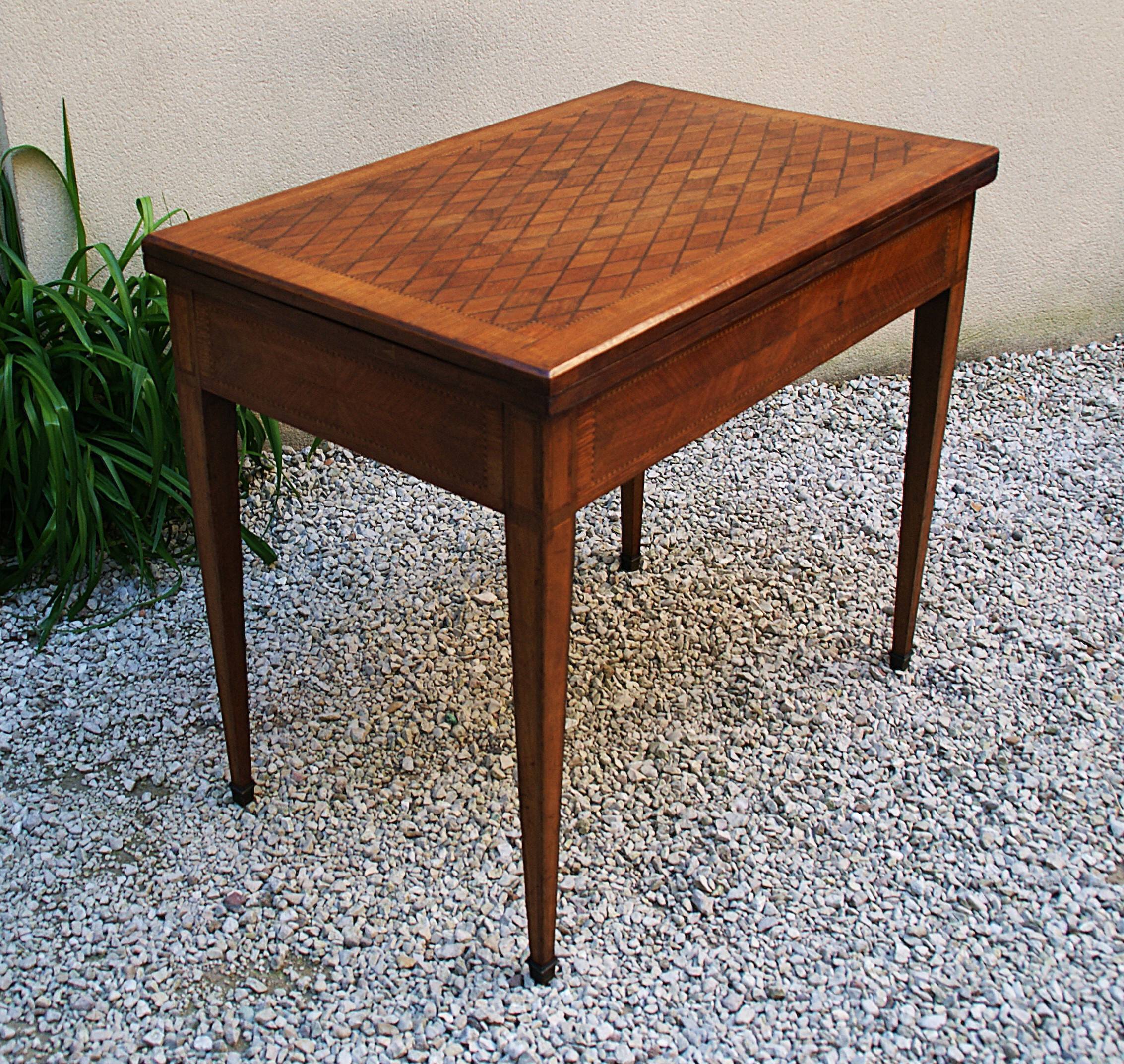 "Tric Trac" game table Directoire