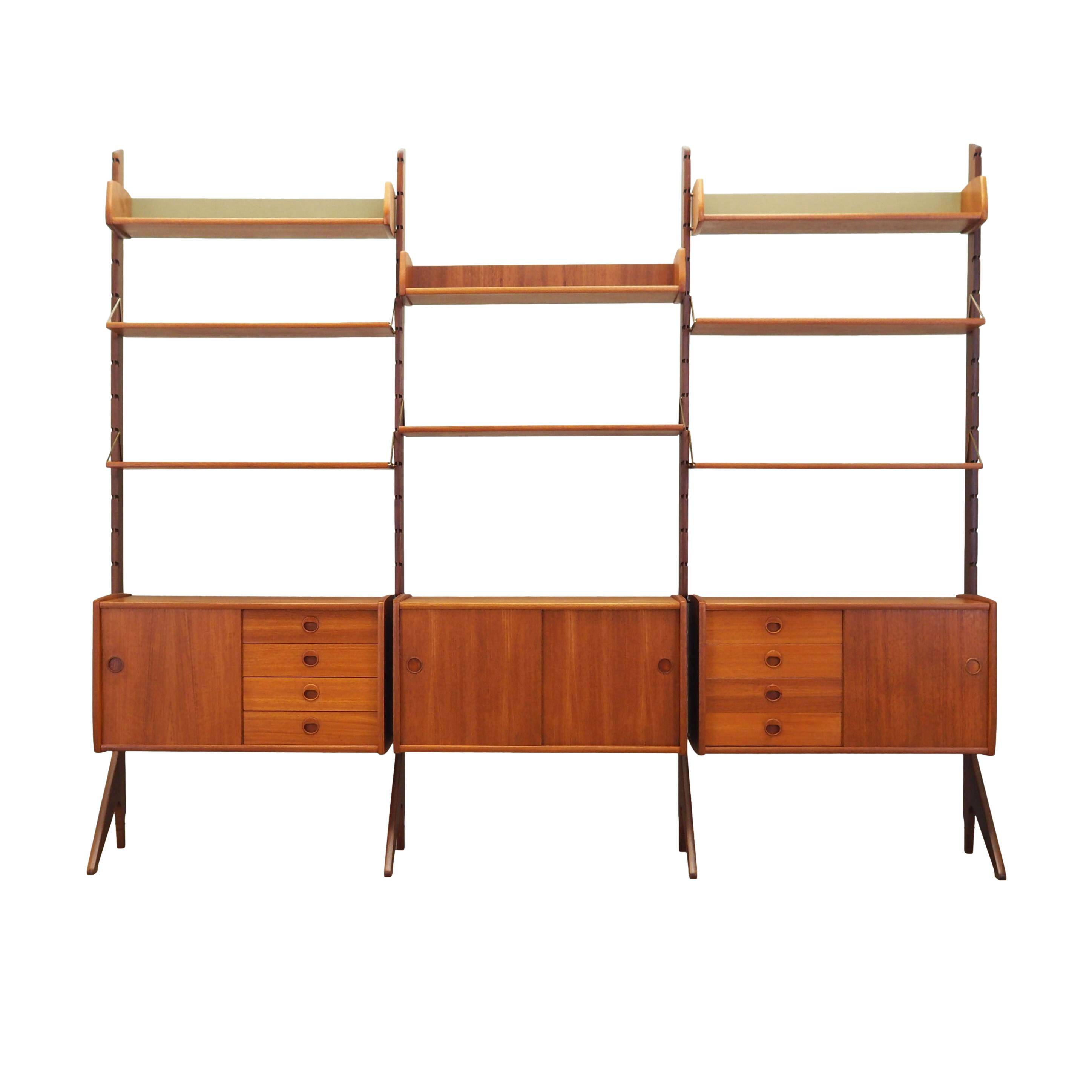 Teak system bookcase, Norwegian design, 1960s, production: Blindheim Mobelf