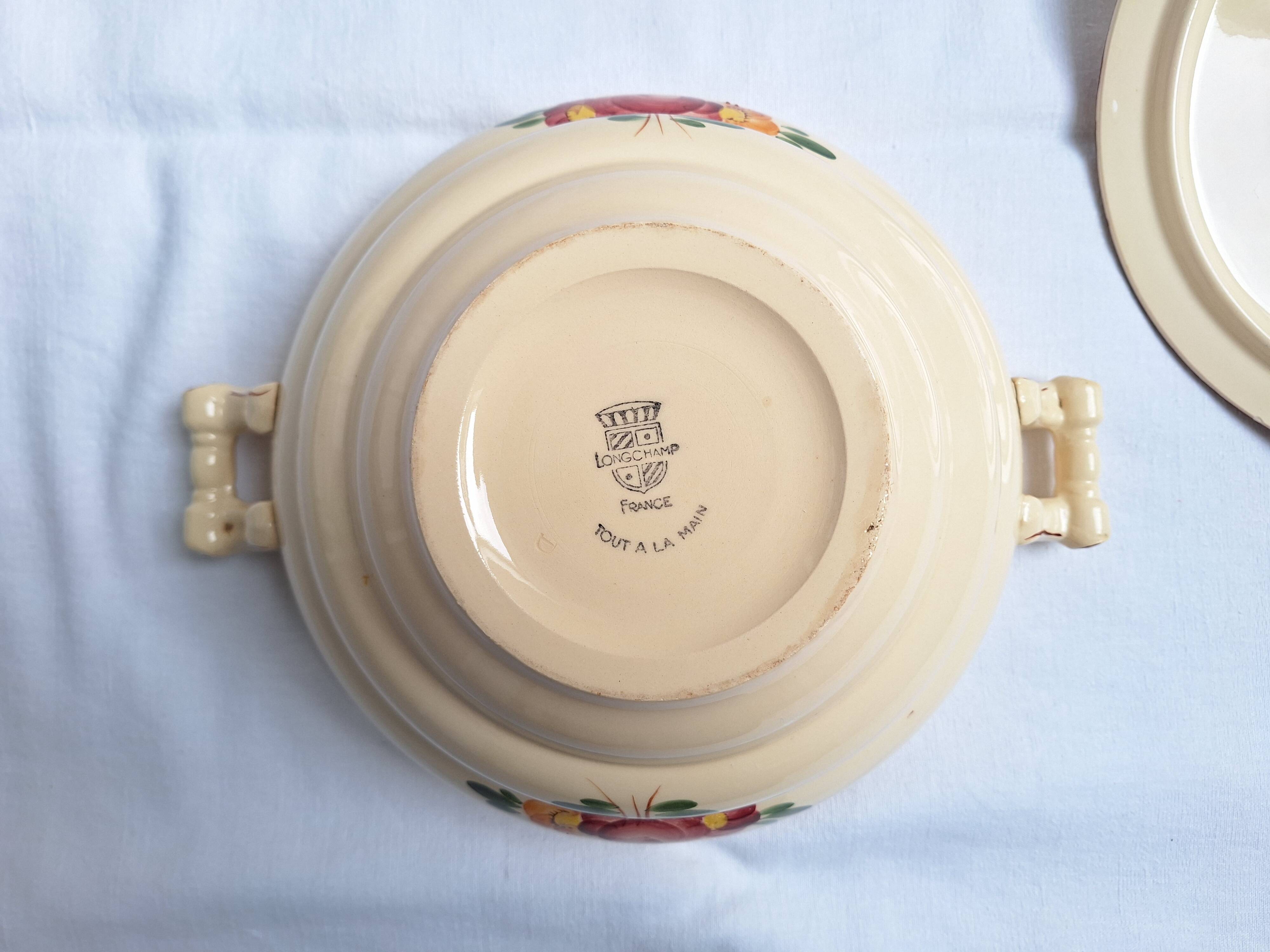 Longchamp Agen model soup tureen