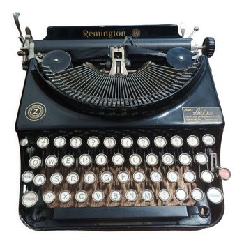 Remington portable collector typewriter 1930 model z