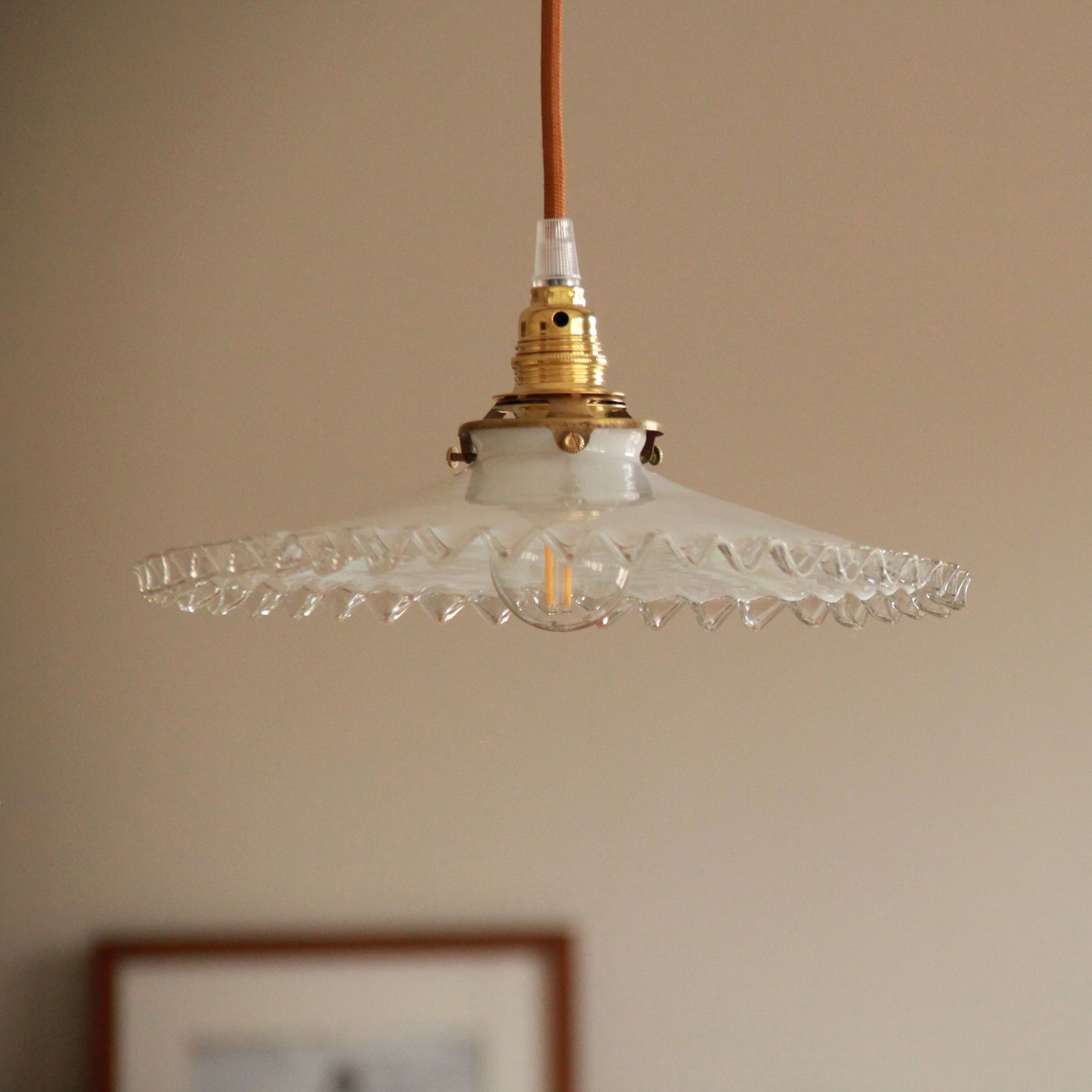 Hanging lamp opaline undulating old lampshade white glass