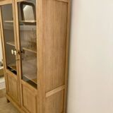 Parisian display cabinet