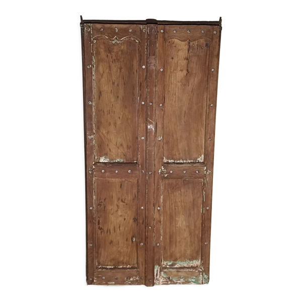 Porte ancienne en bois