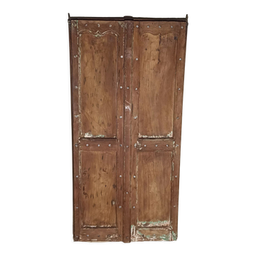 Porte ancienne en bois