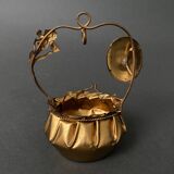 Golden metal basket Napoleon III 19th century foliage decoration religious medallion