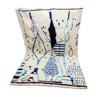 Moroccan Berber carpet 293 x 190cm