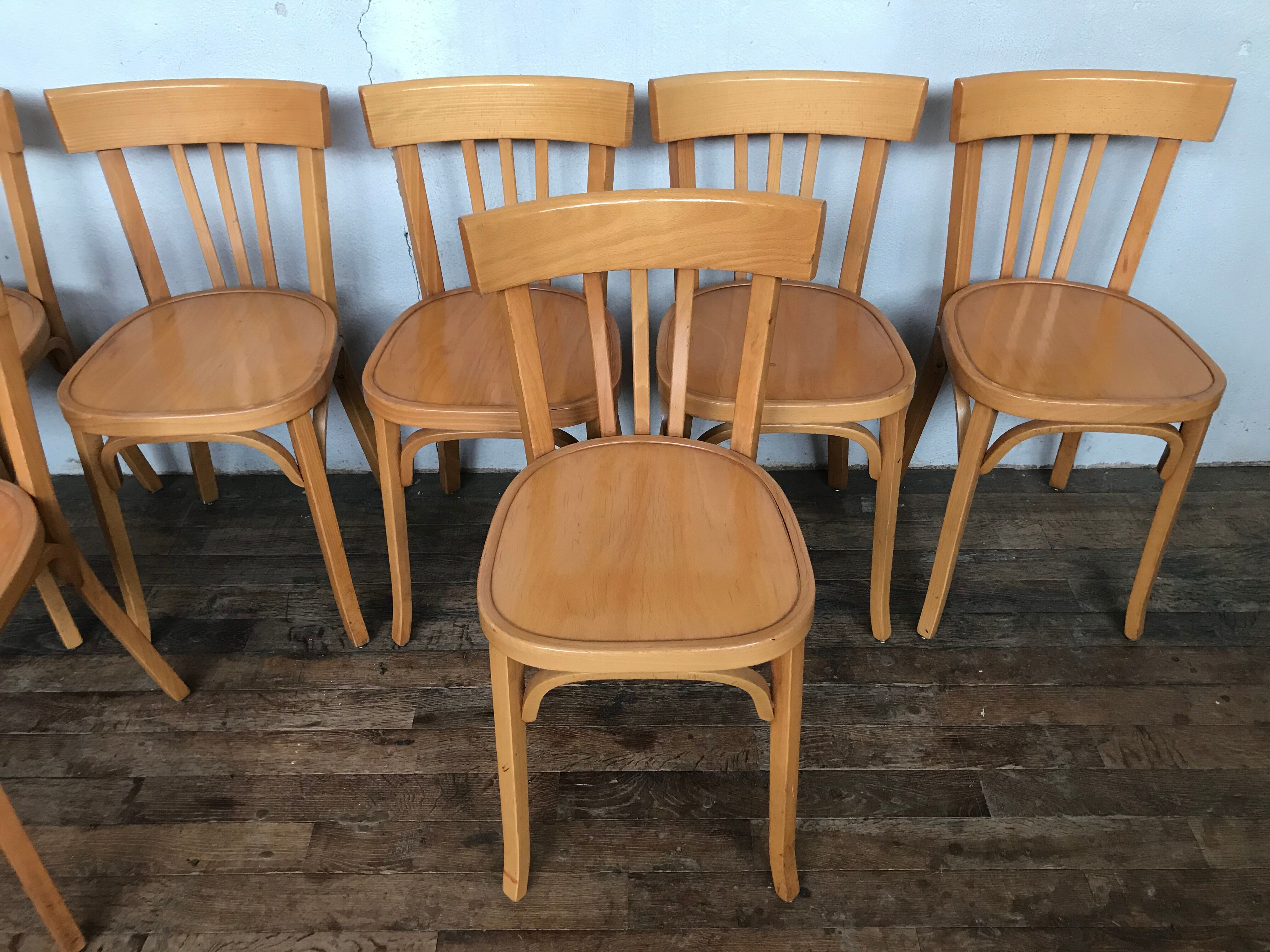 Series of 8 chairs Baumann vintage edition 1960