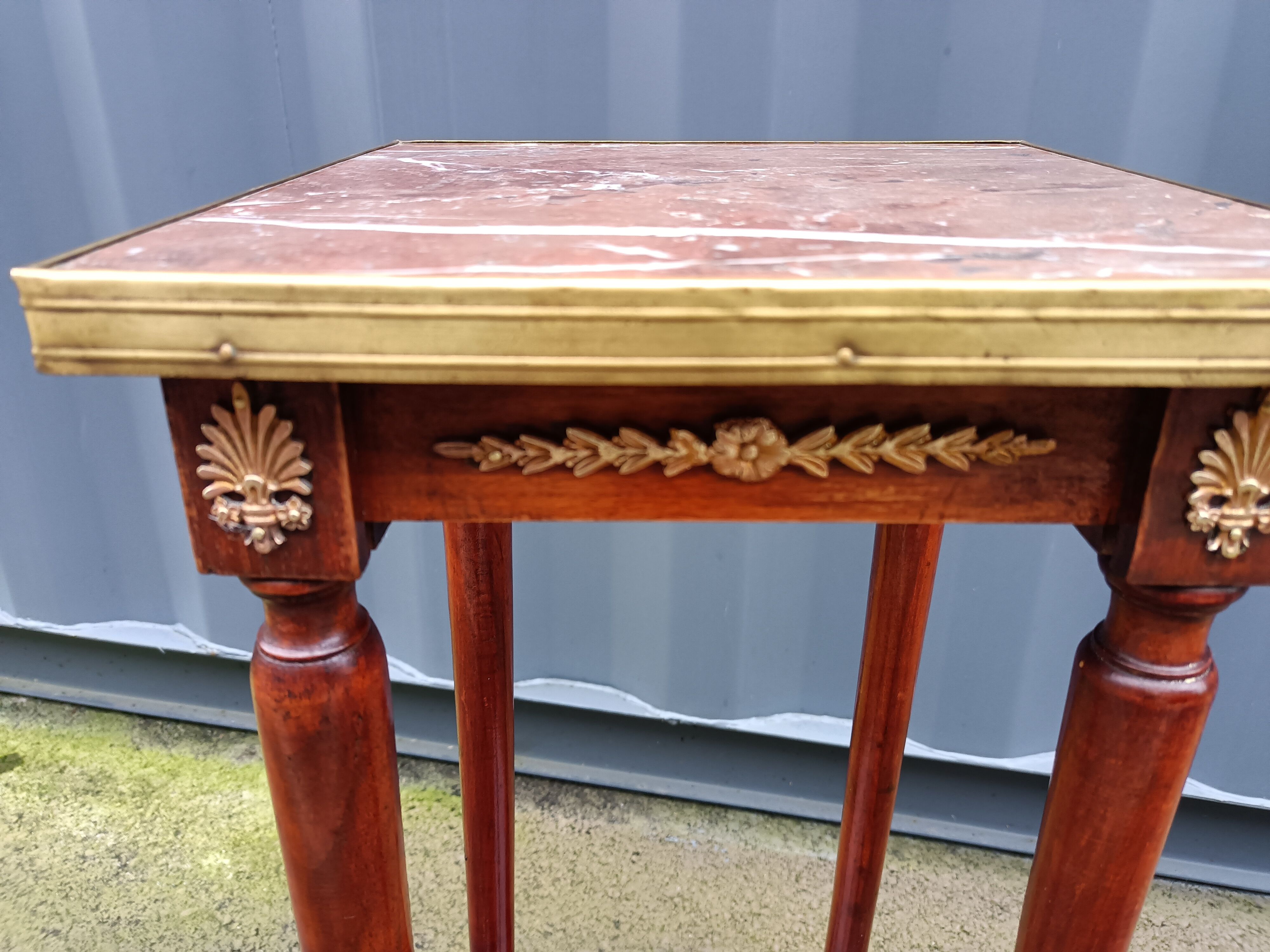 Selette old style louis xvi marble tray