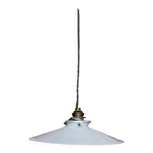 Suspension en opaline