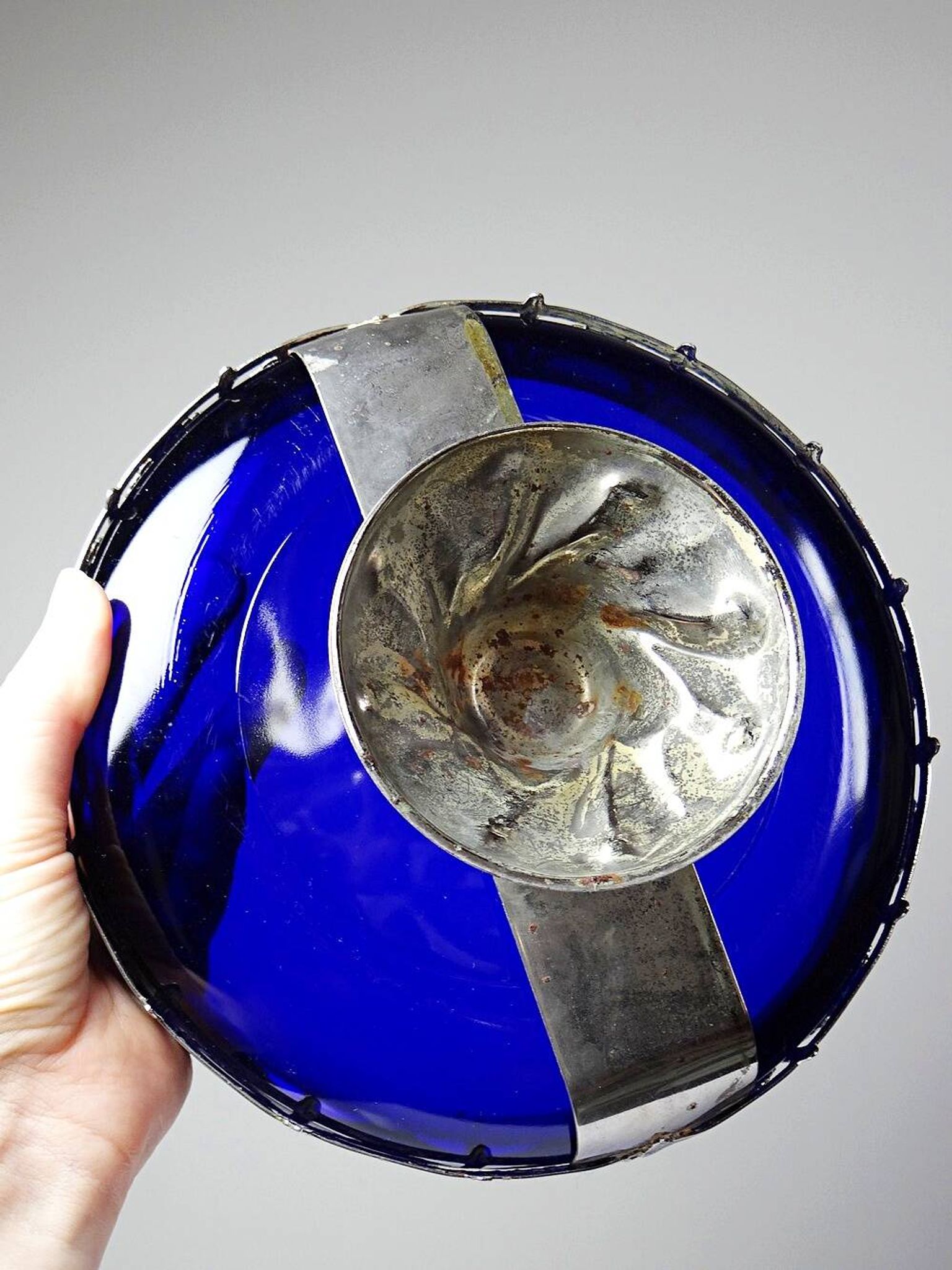 Antique cobalt glass and silver-plated metal bowl, Louis XVI style, circa 1900-1920.