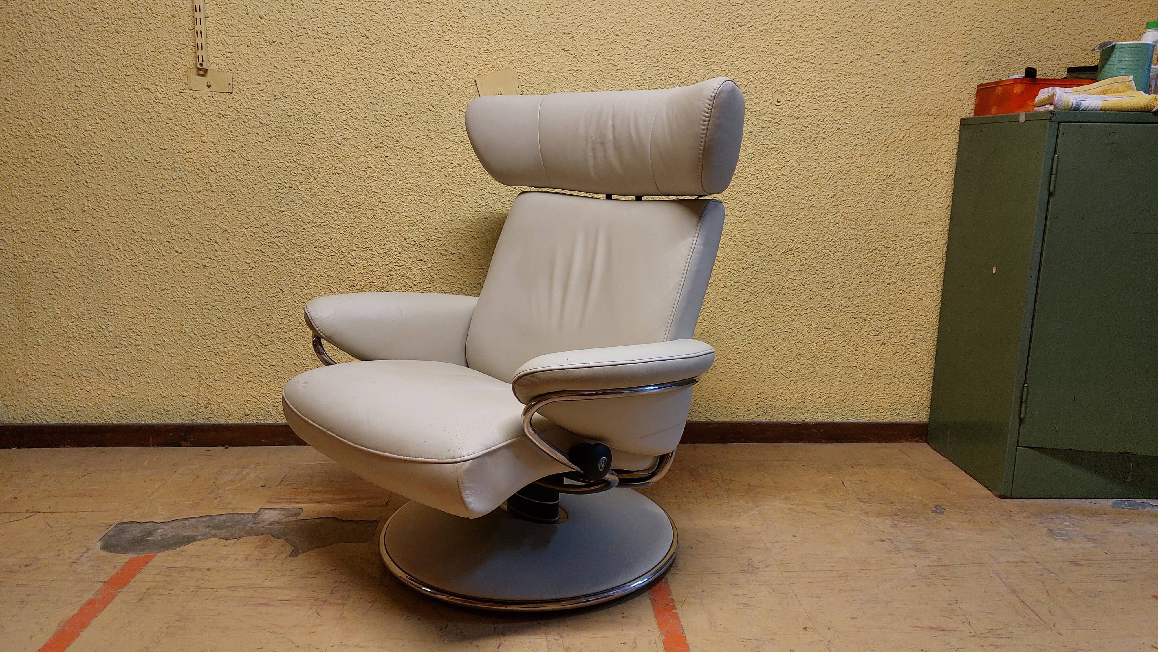 Scandinavian vintage armchair Stressless Jazz