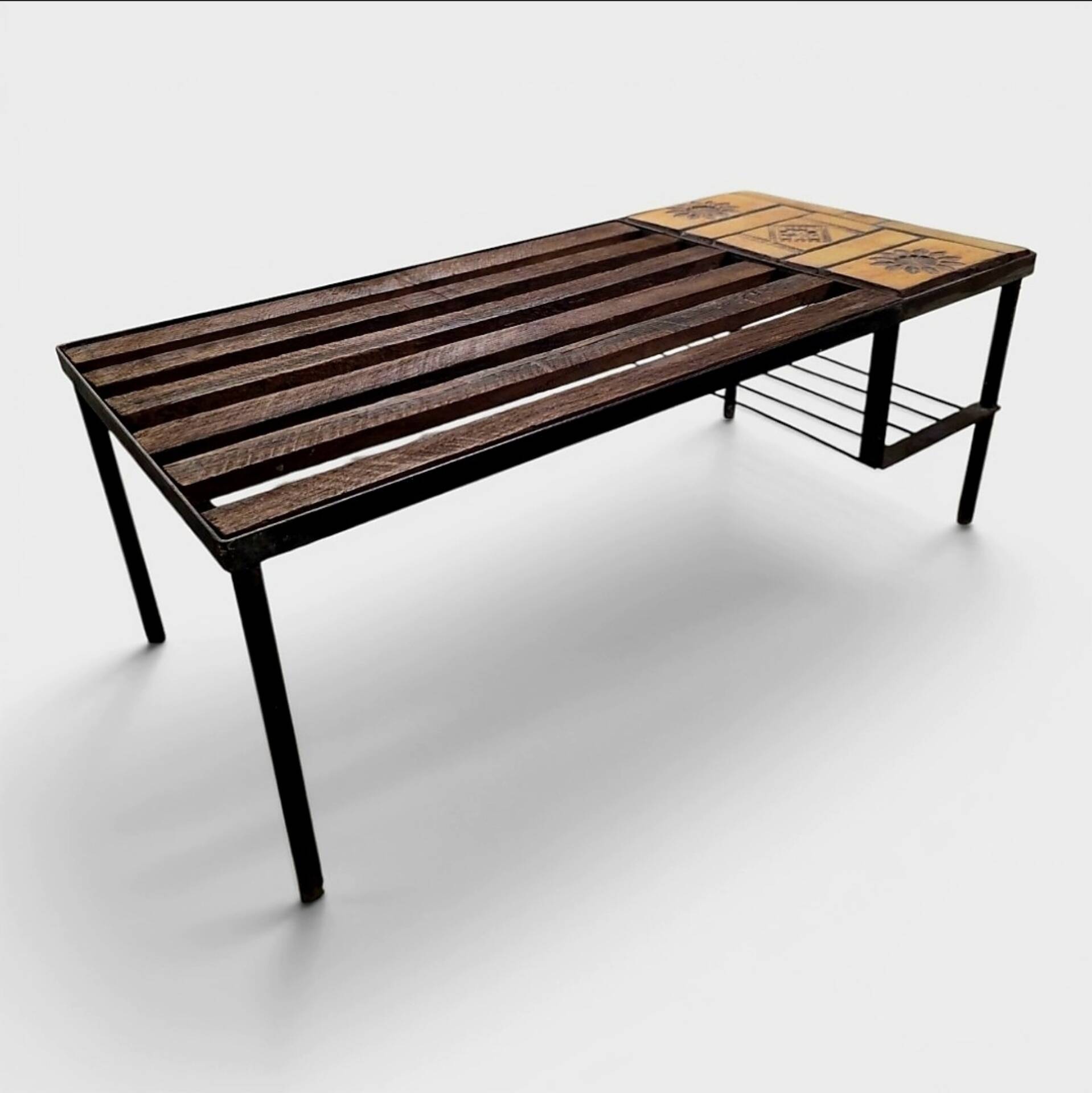 Table basse Roger Capron en céramique et bois – Circa 1960