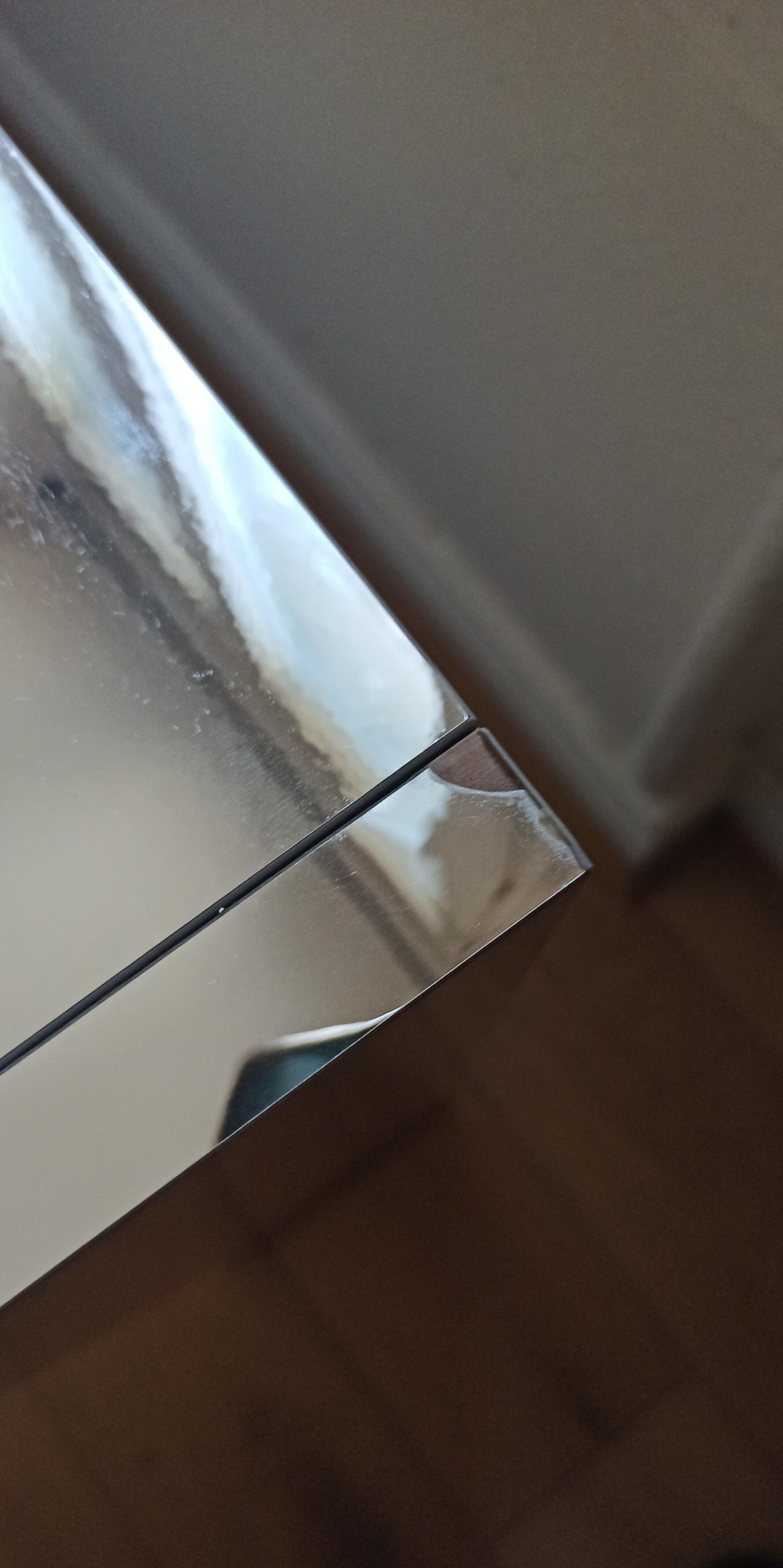 Bathroom mirror cabinet