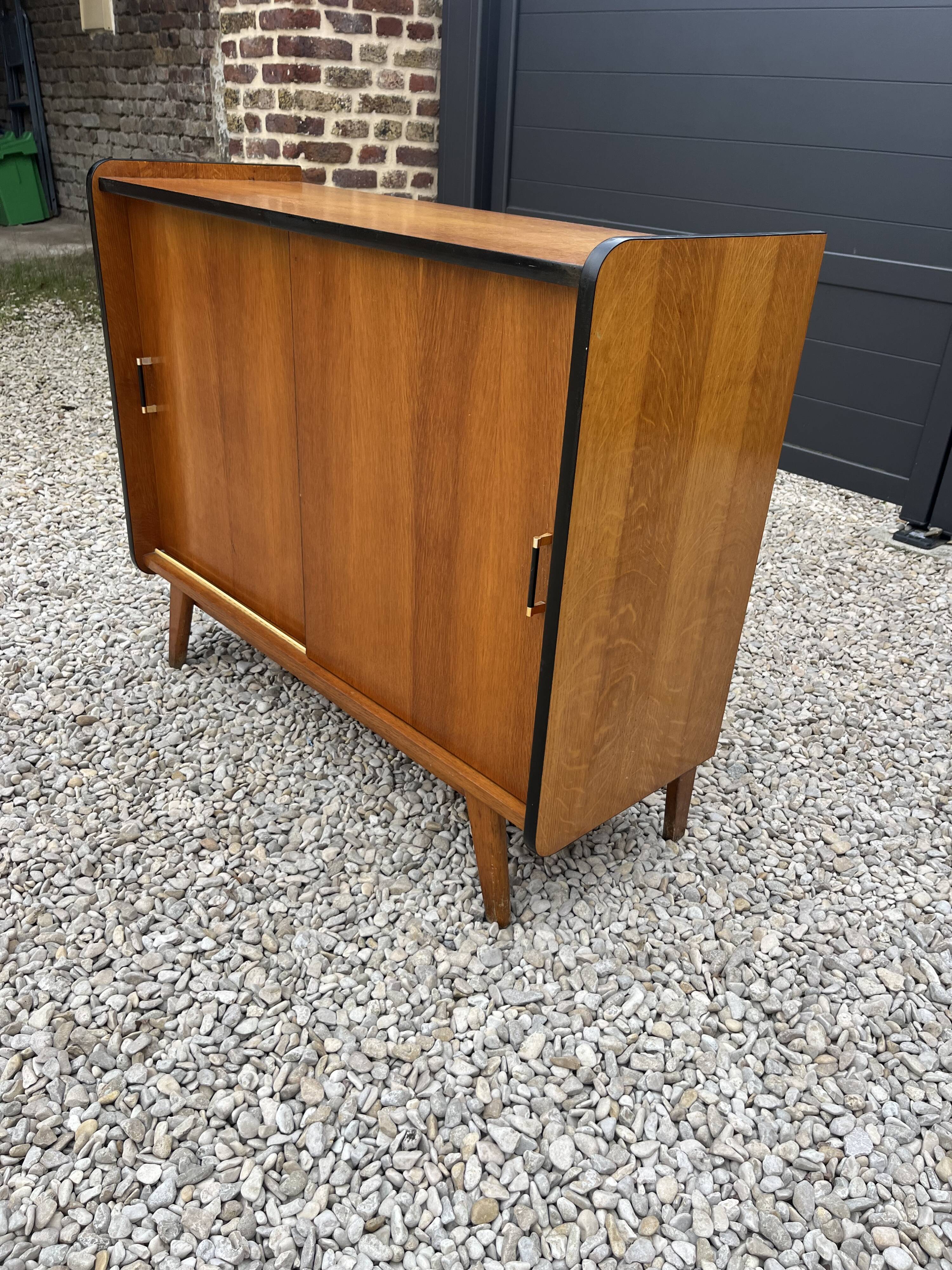 Commode vintage pieds compas