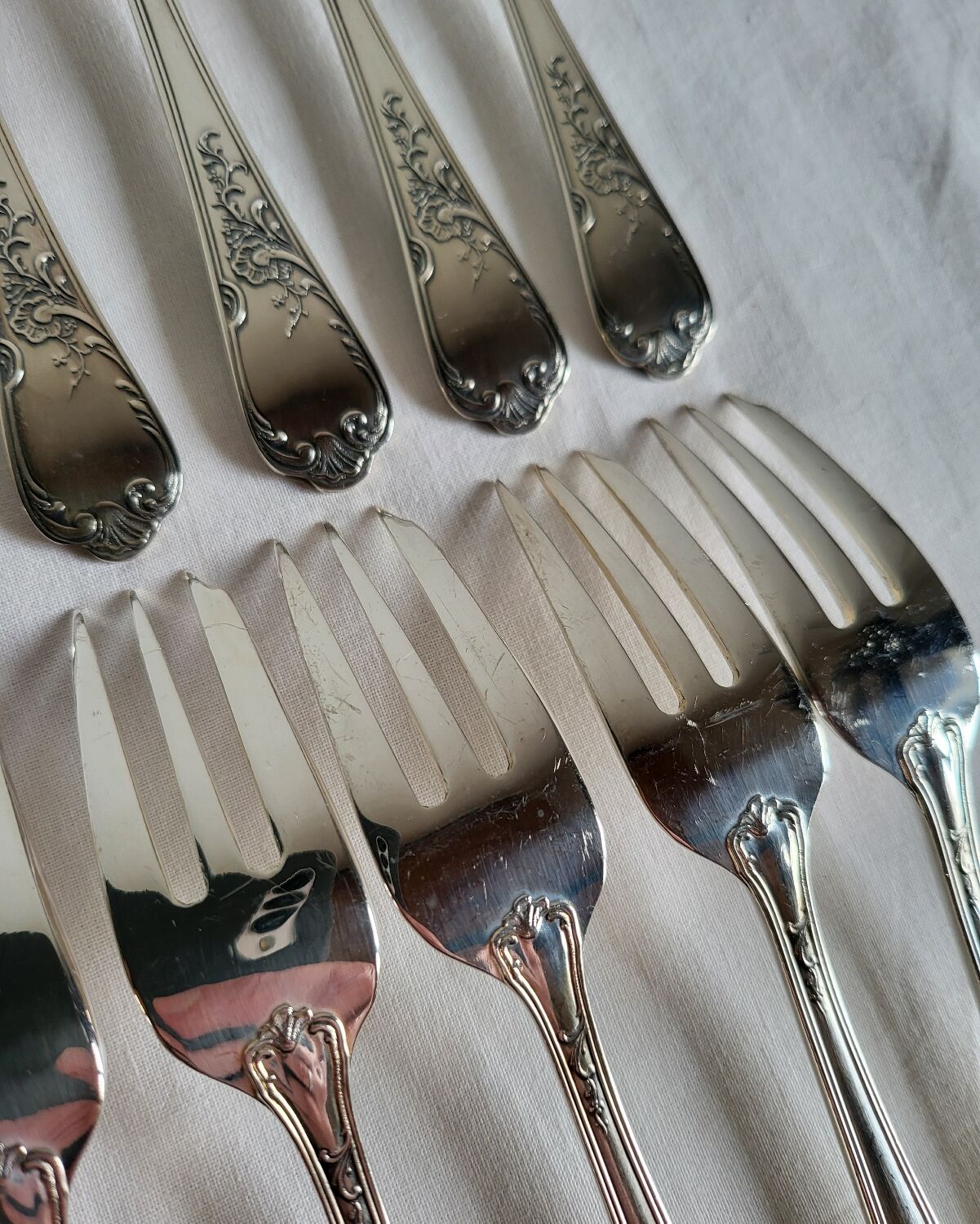 12 silver-plated dessert forks Guildar