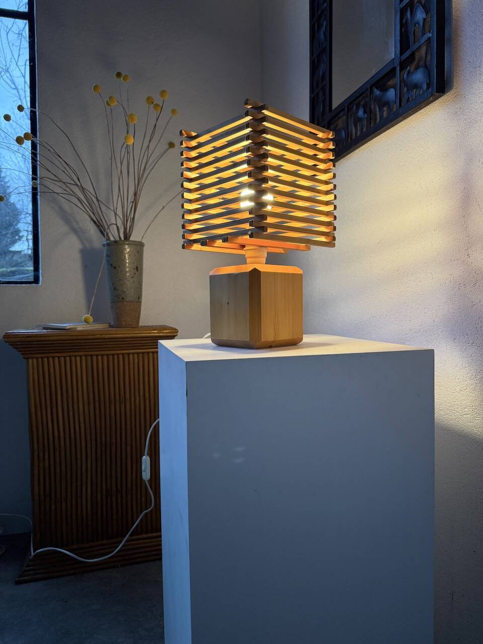 Constructivist wooden table lamp