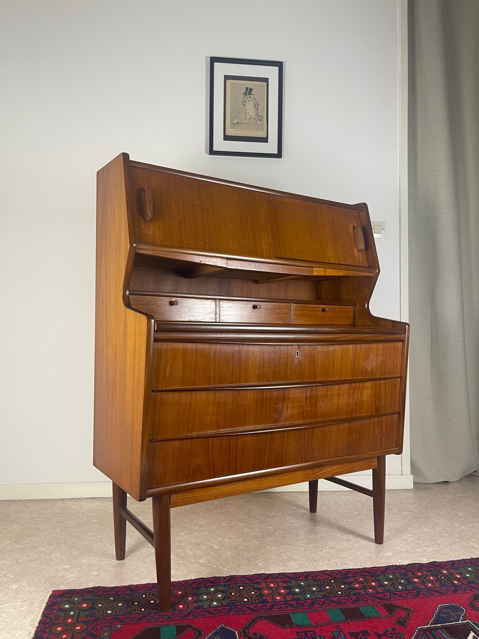 Teak Secretary