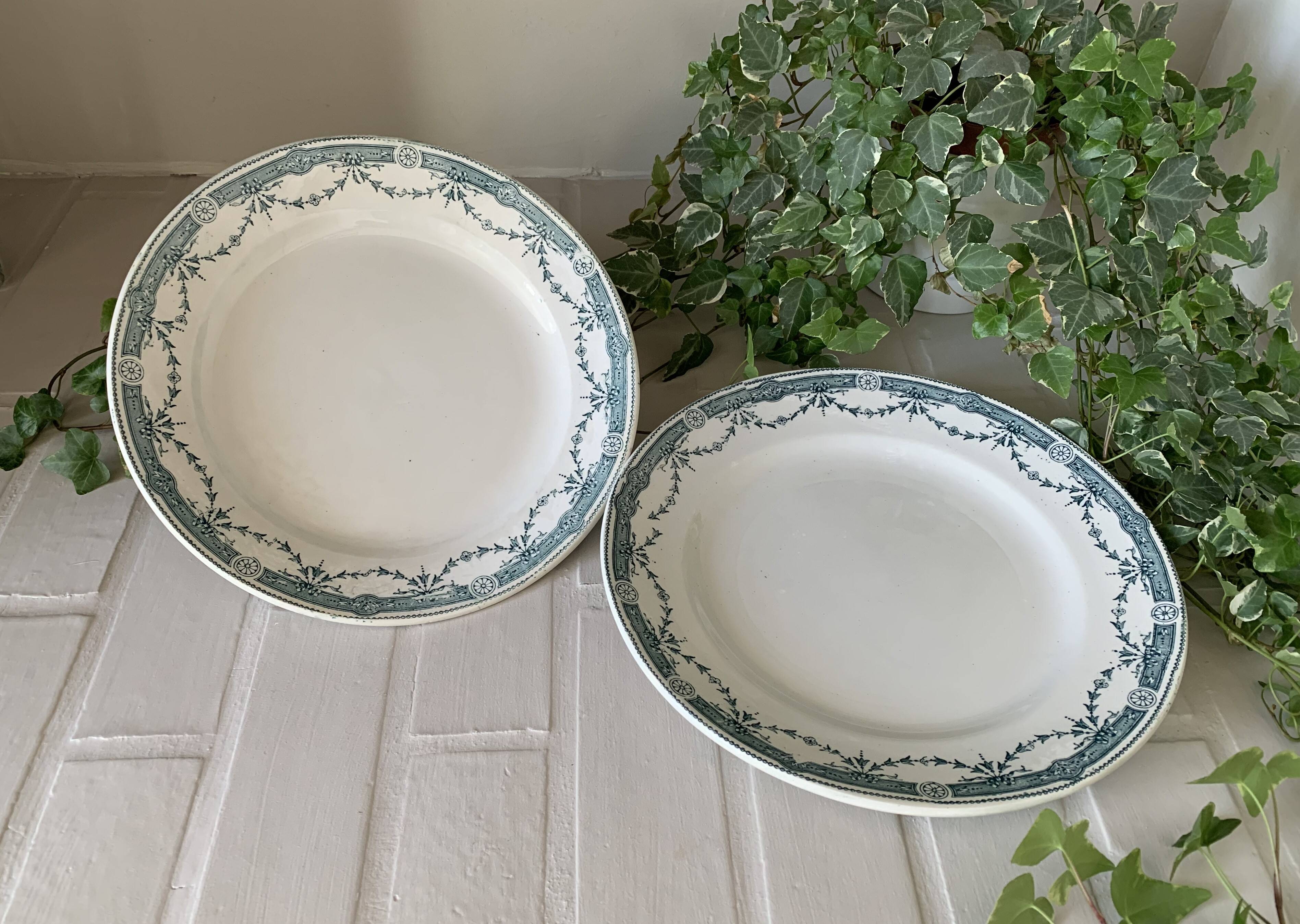 Duo of old earthenware dishes from Saint-Amand (North)