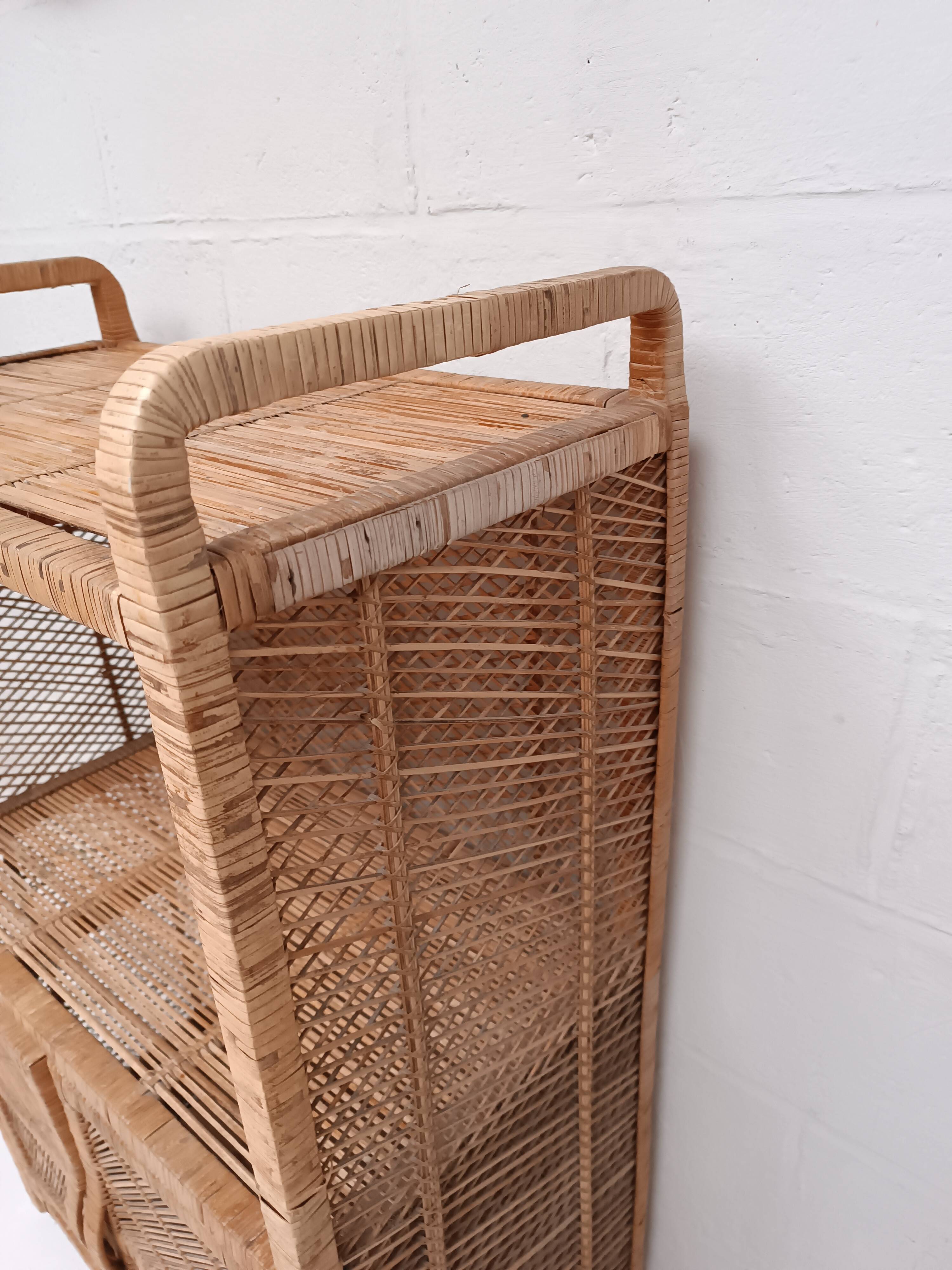 Buffet rattan bookcase shelf