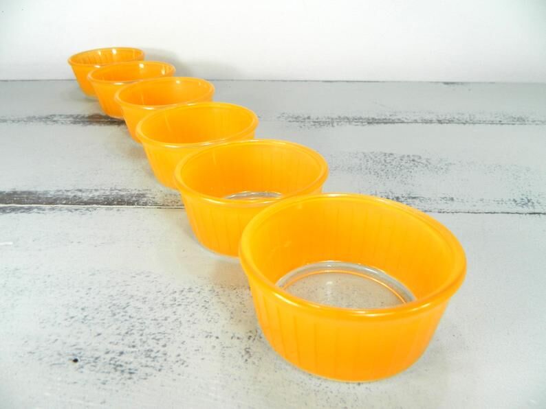 Set of 6 glass ramekins