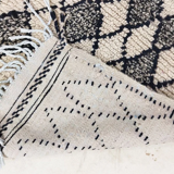 Moroccan berber rug 138x72cm