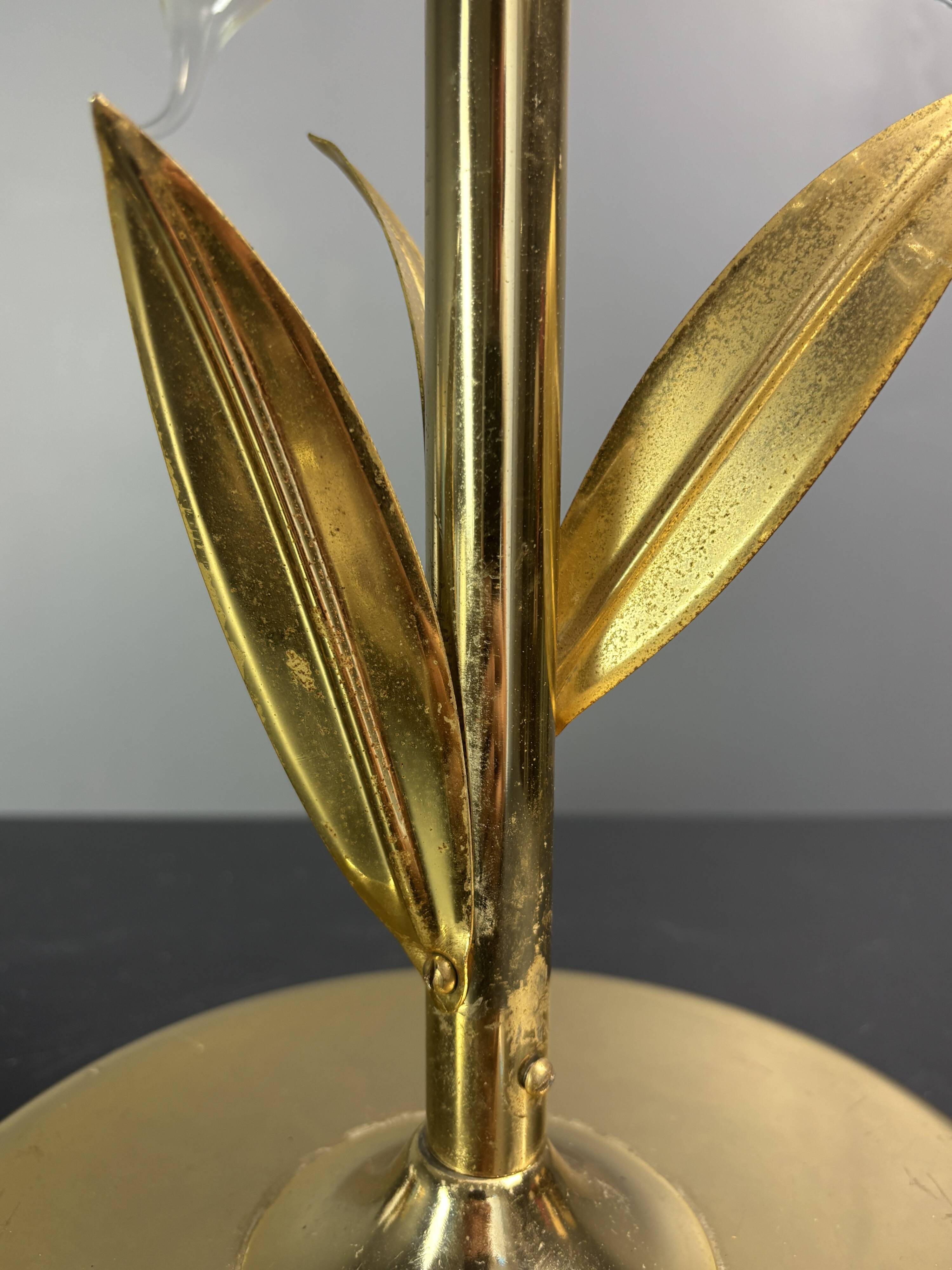 Pencil reed rattan bamboo and brass flower table desk lamp, Italy, 1980s