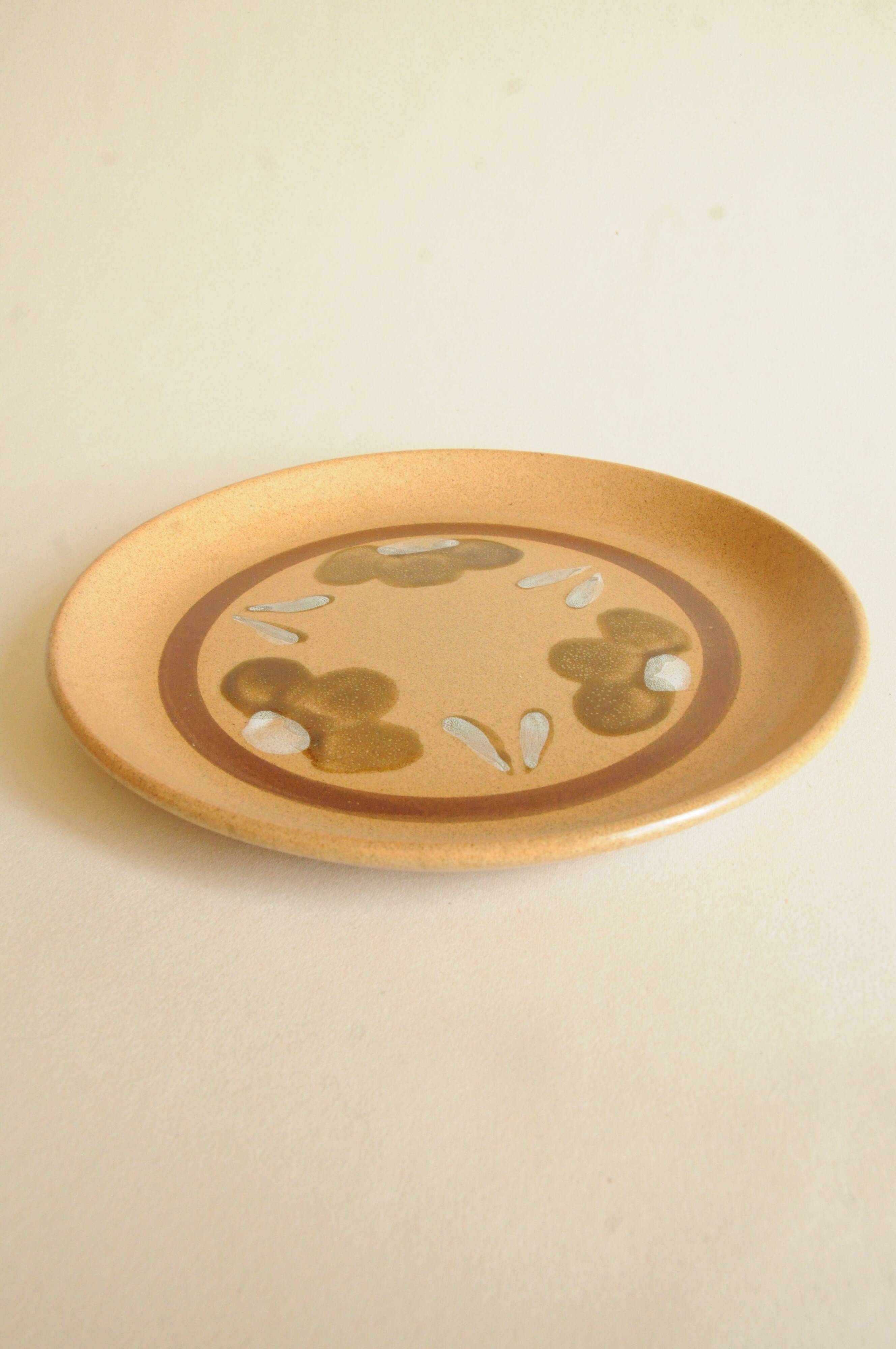 Vintage Round Calotte Plate in Stoneware with Floral Pattern - Sarreguemines model