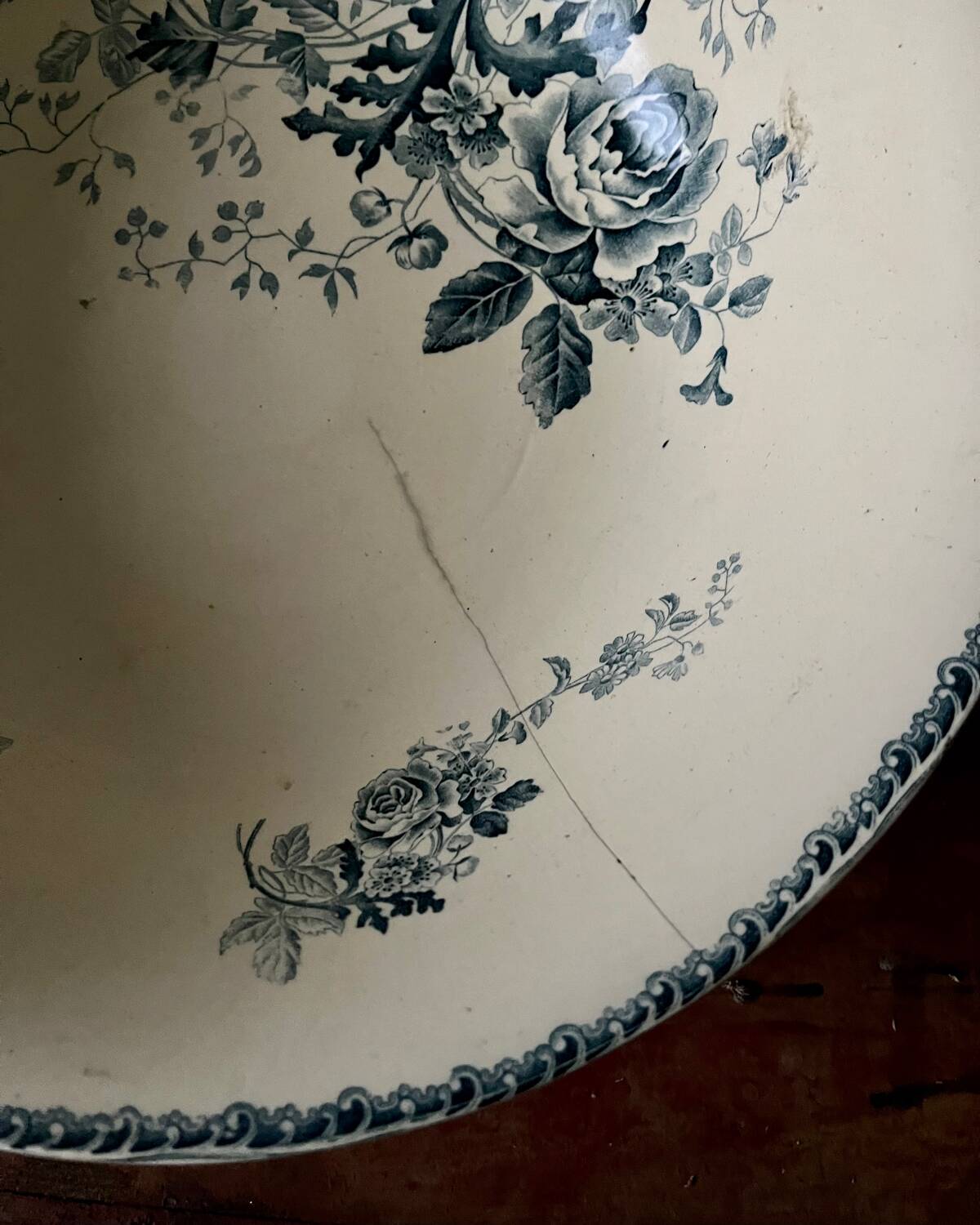 Biulenger Choisy-le-Roi Nantais iron earth salad bowl