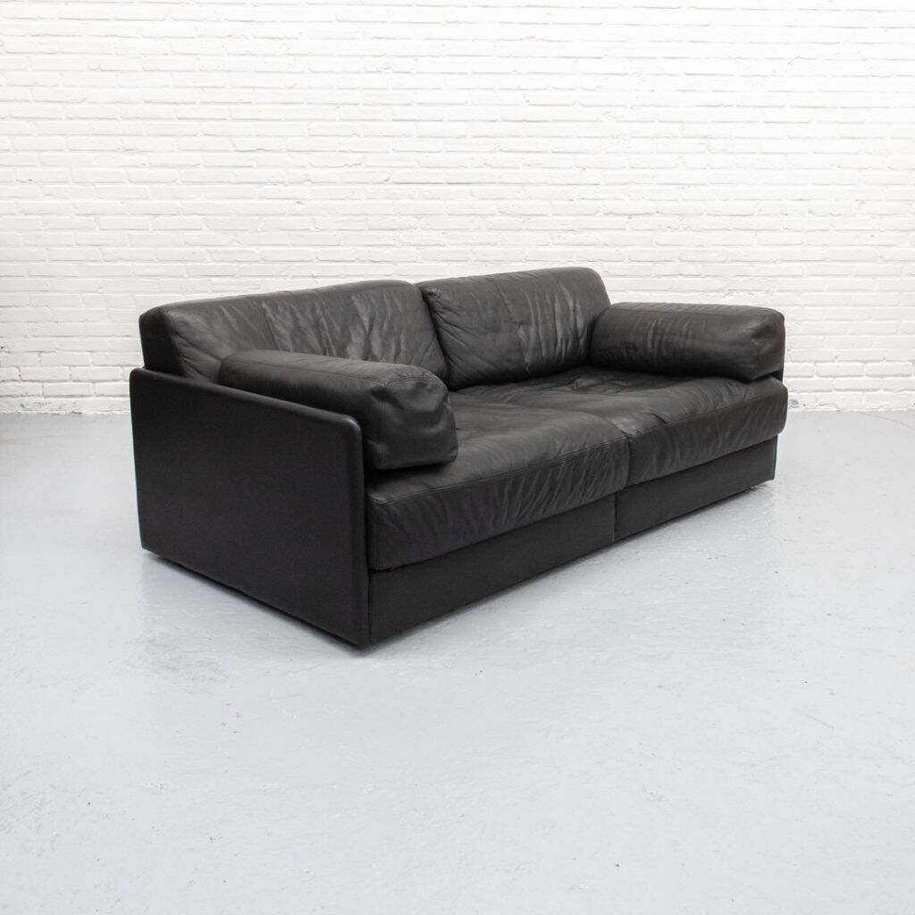 De Sede DS-76 two-seater sofa