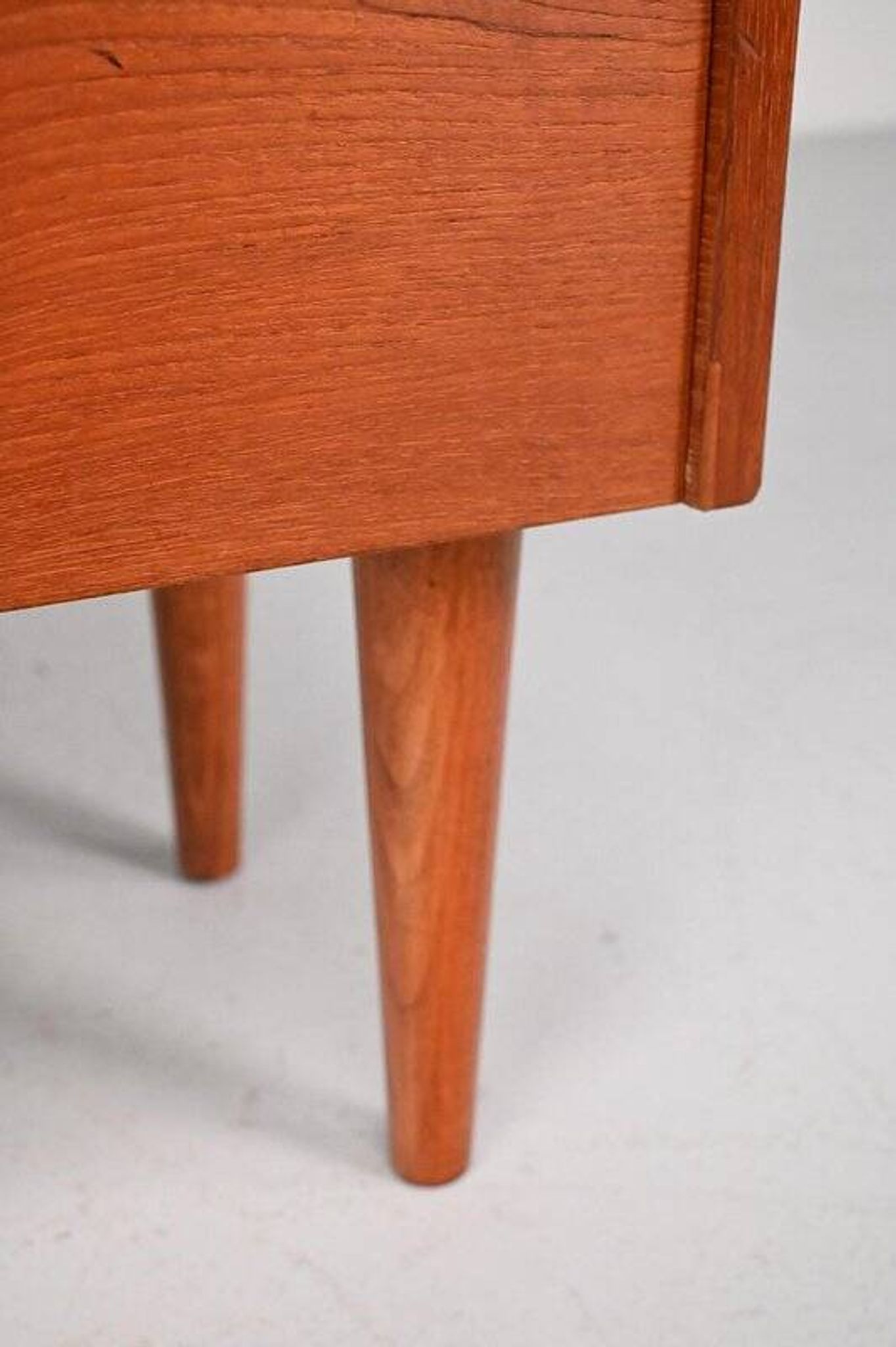 Cabinet par J. Hølmer-Hansen pour Risskov Mirrors
