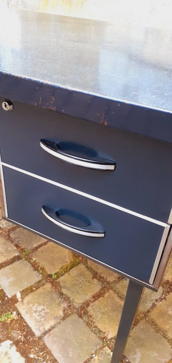 Strafor industrial metal desk, 1960s