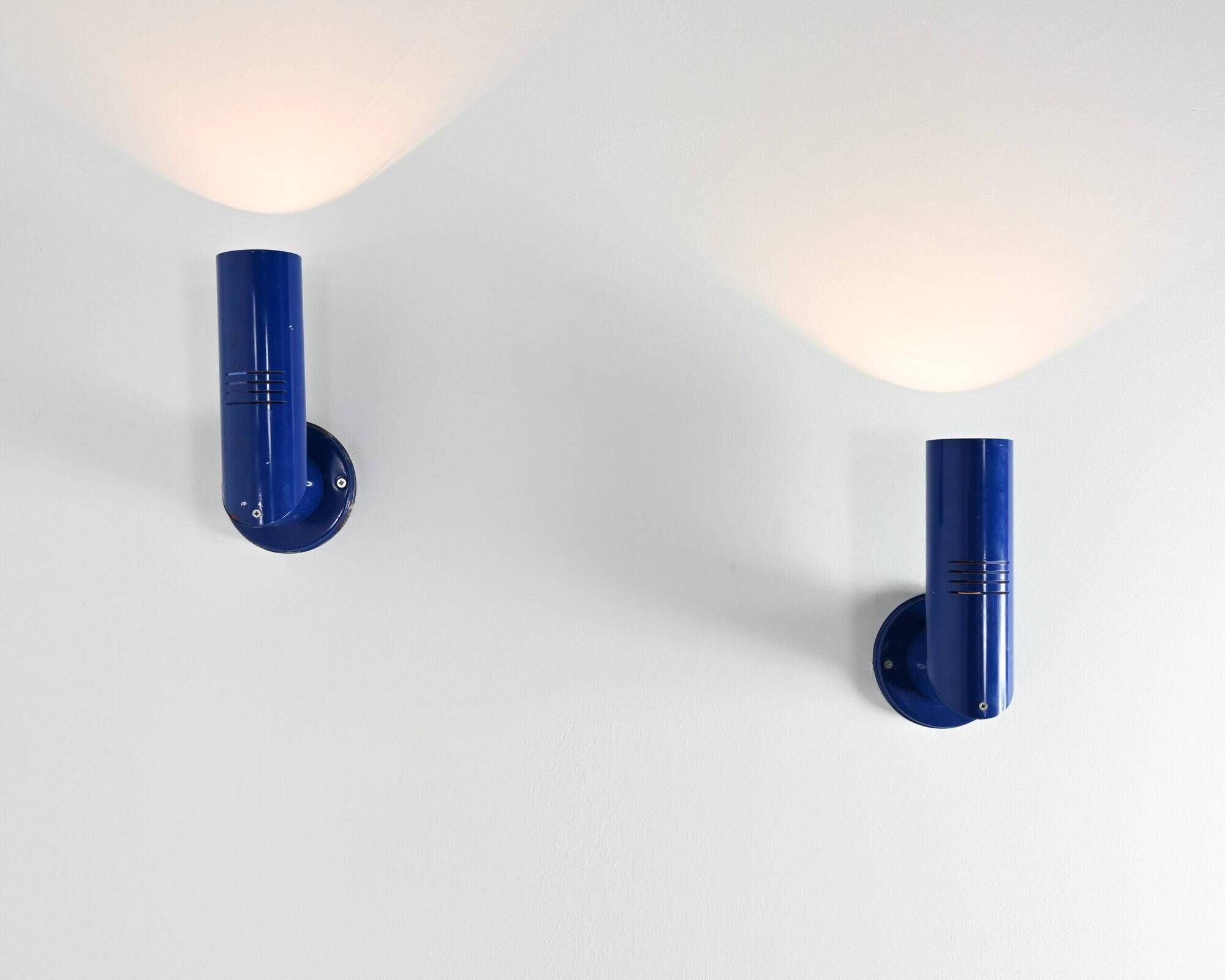 Pair of articulated wall lights, Goffredo Regianni. Italy c. 1960.